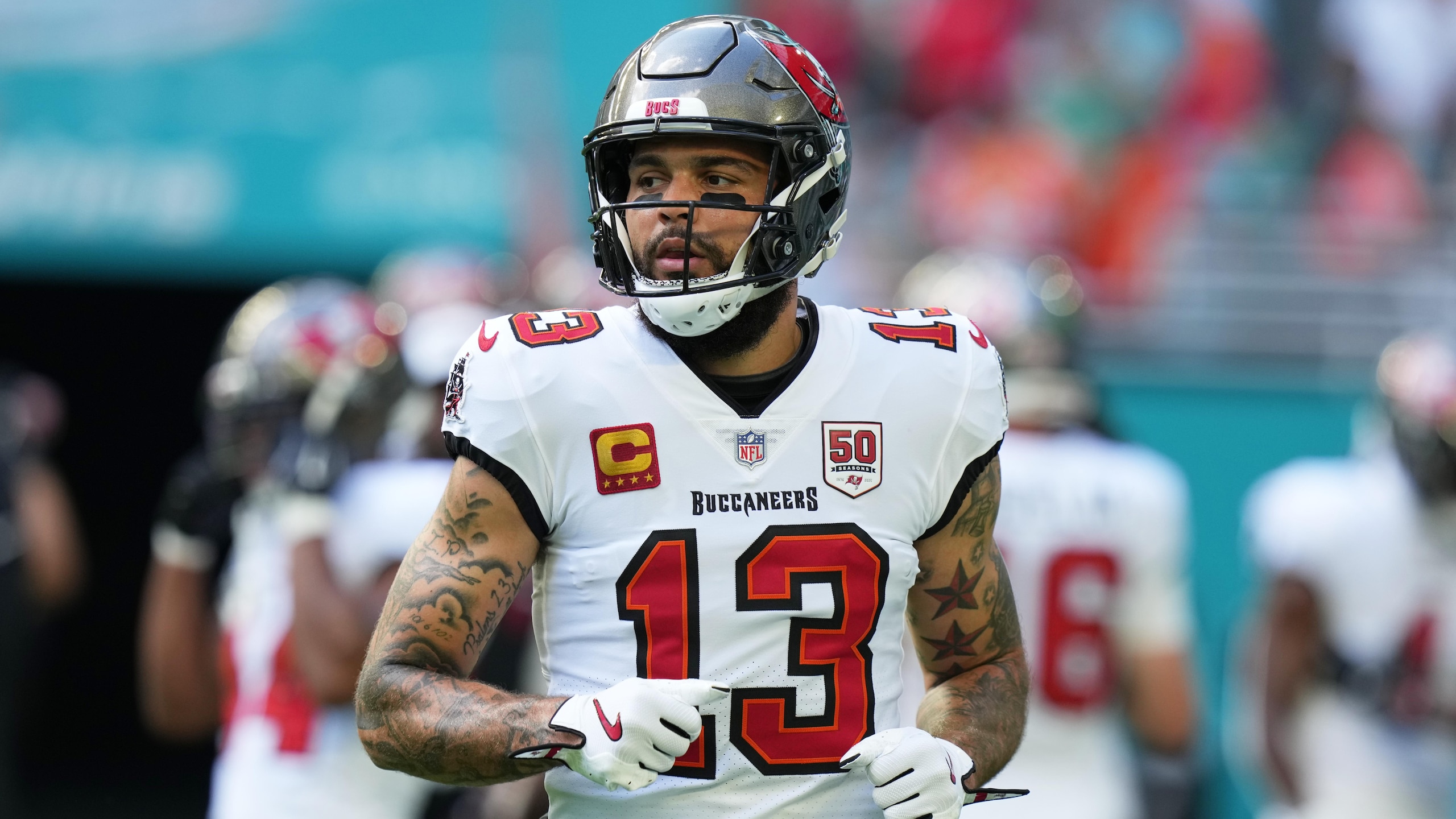 Buccaneers Dolphins Football