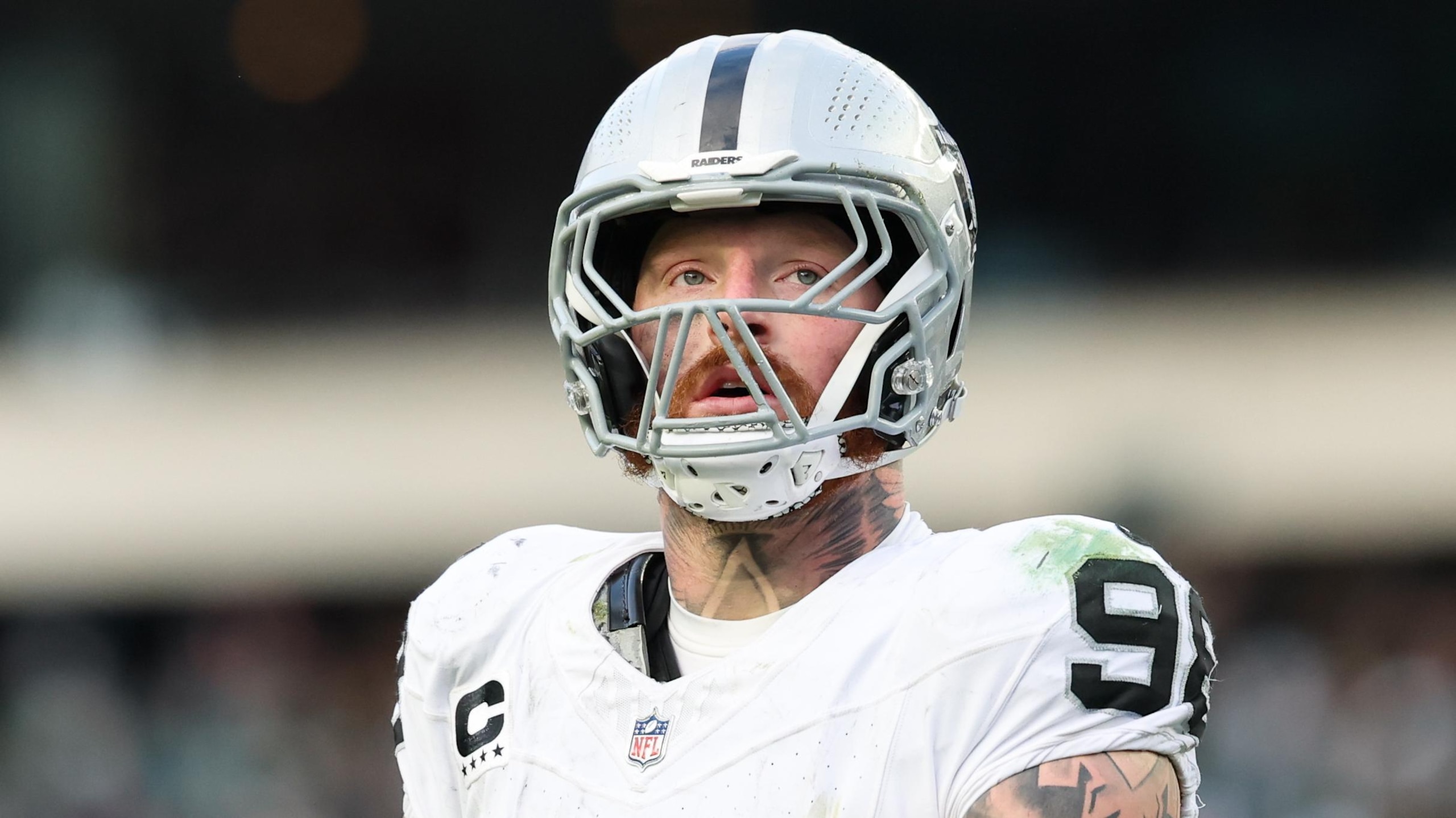 Raiders Eagles Football