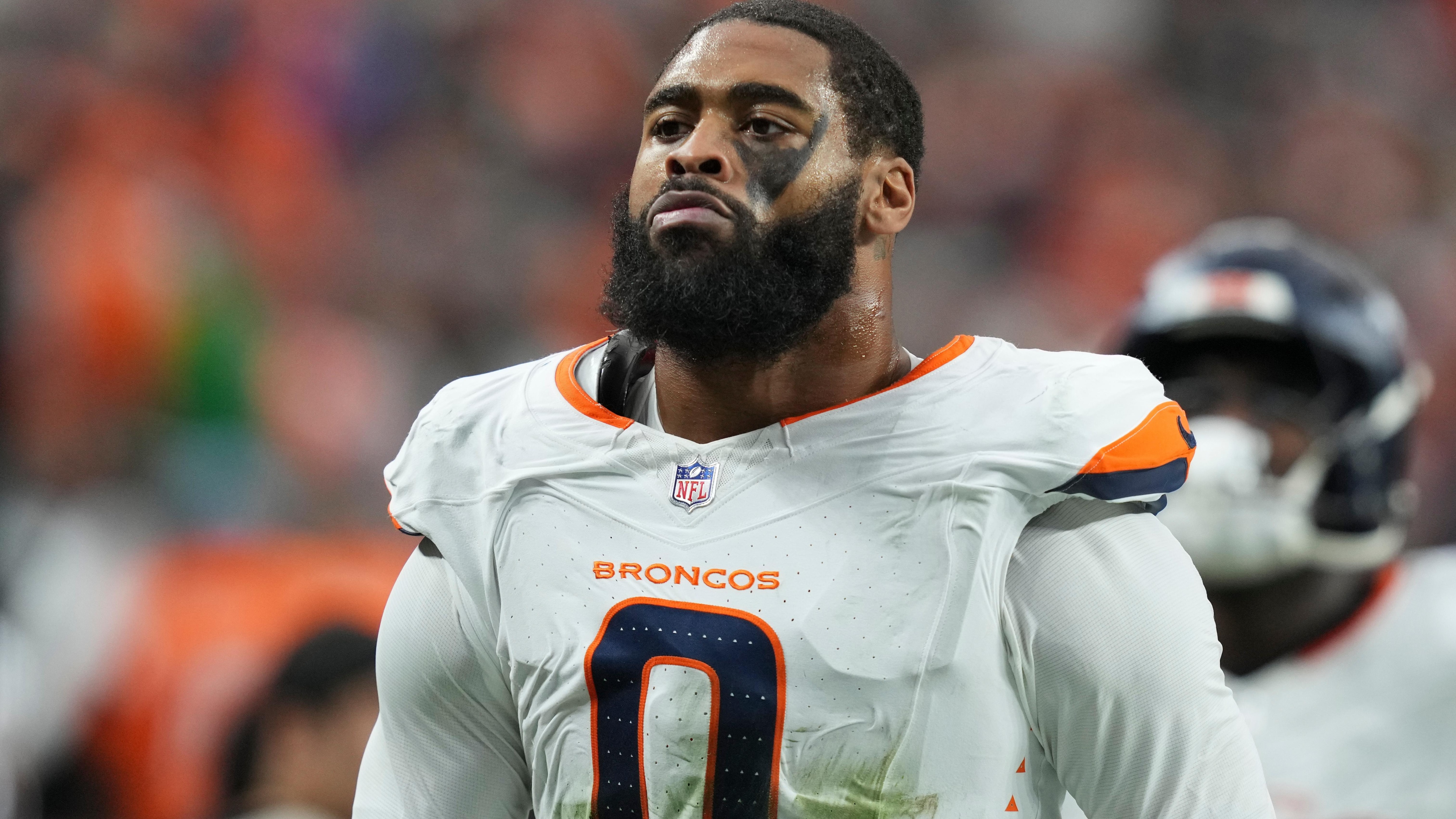 Broncos Raiders Football