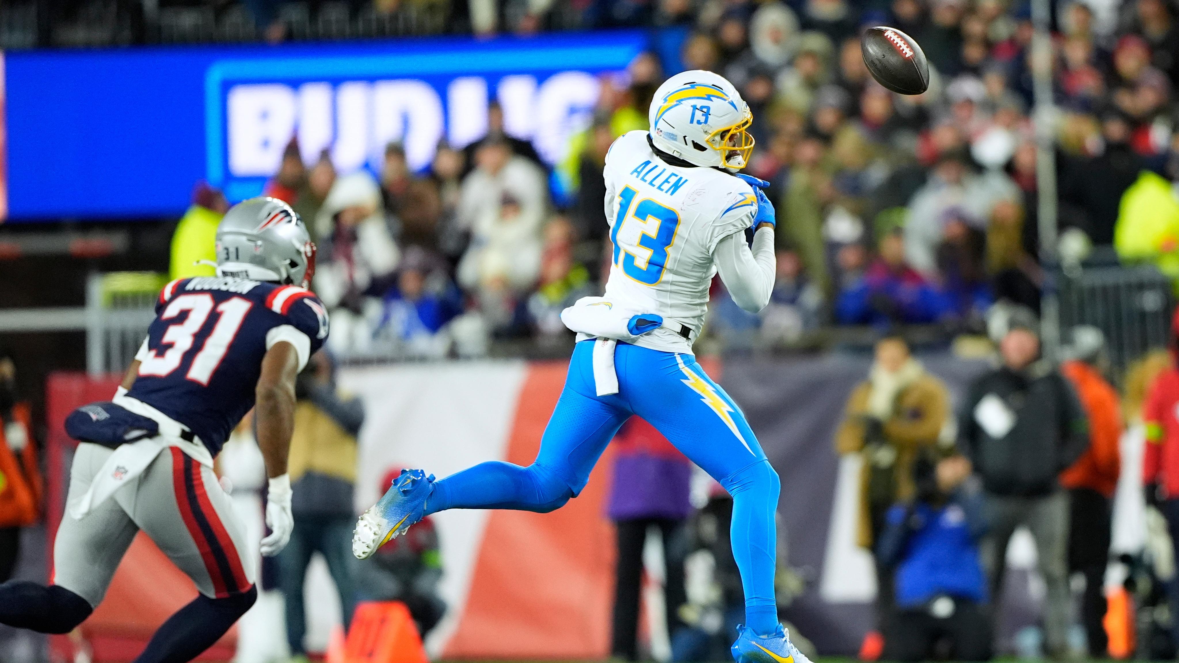 Chargers Patriots Football