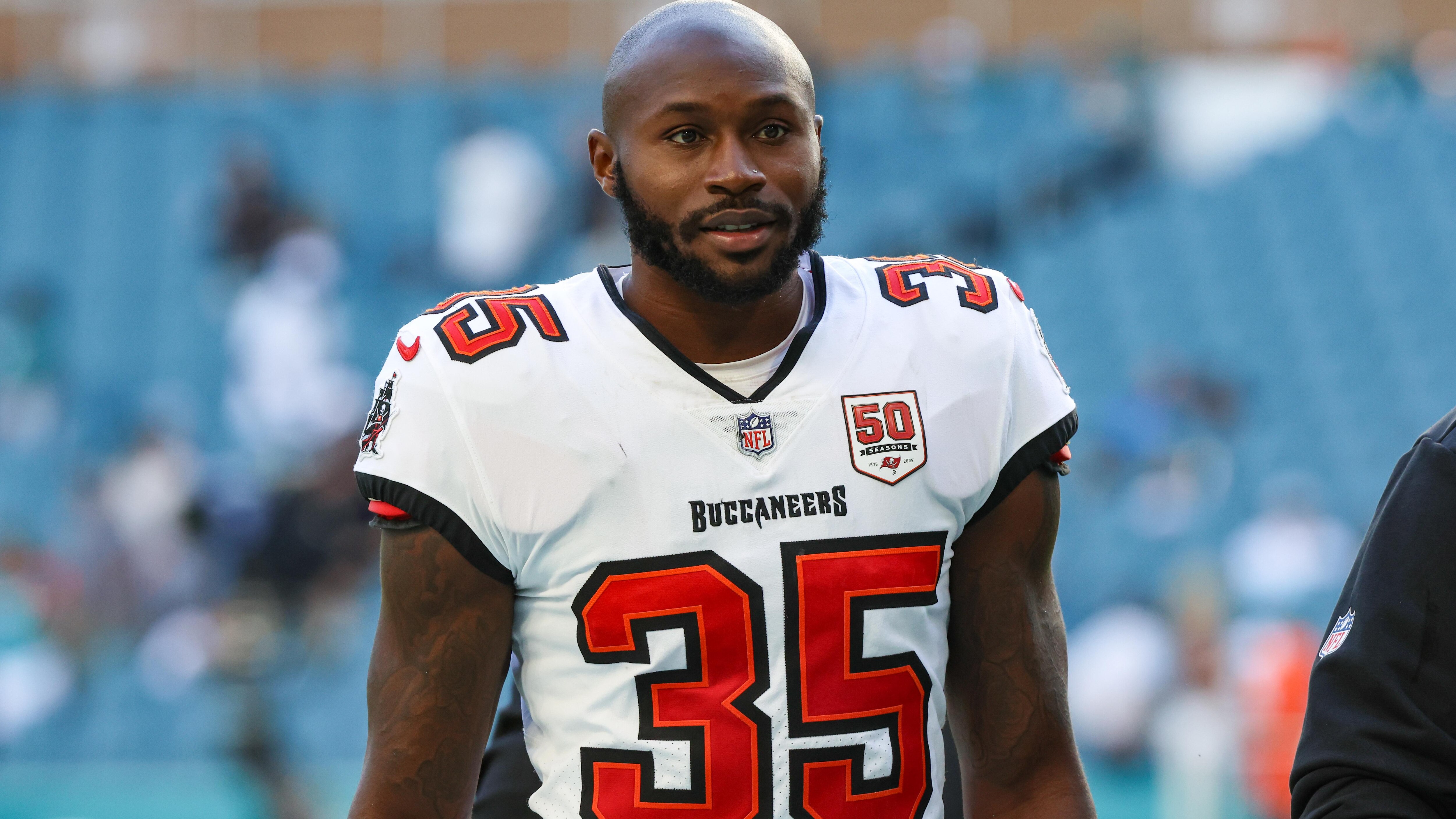 Buccaneers Dolphins Football