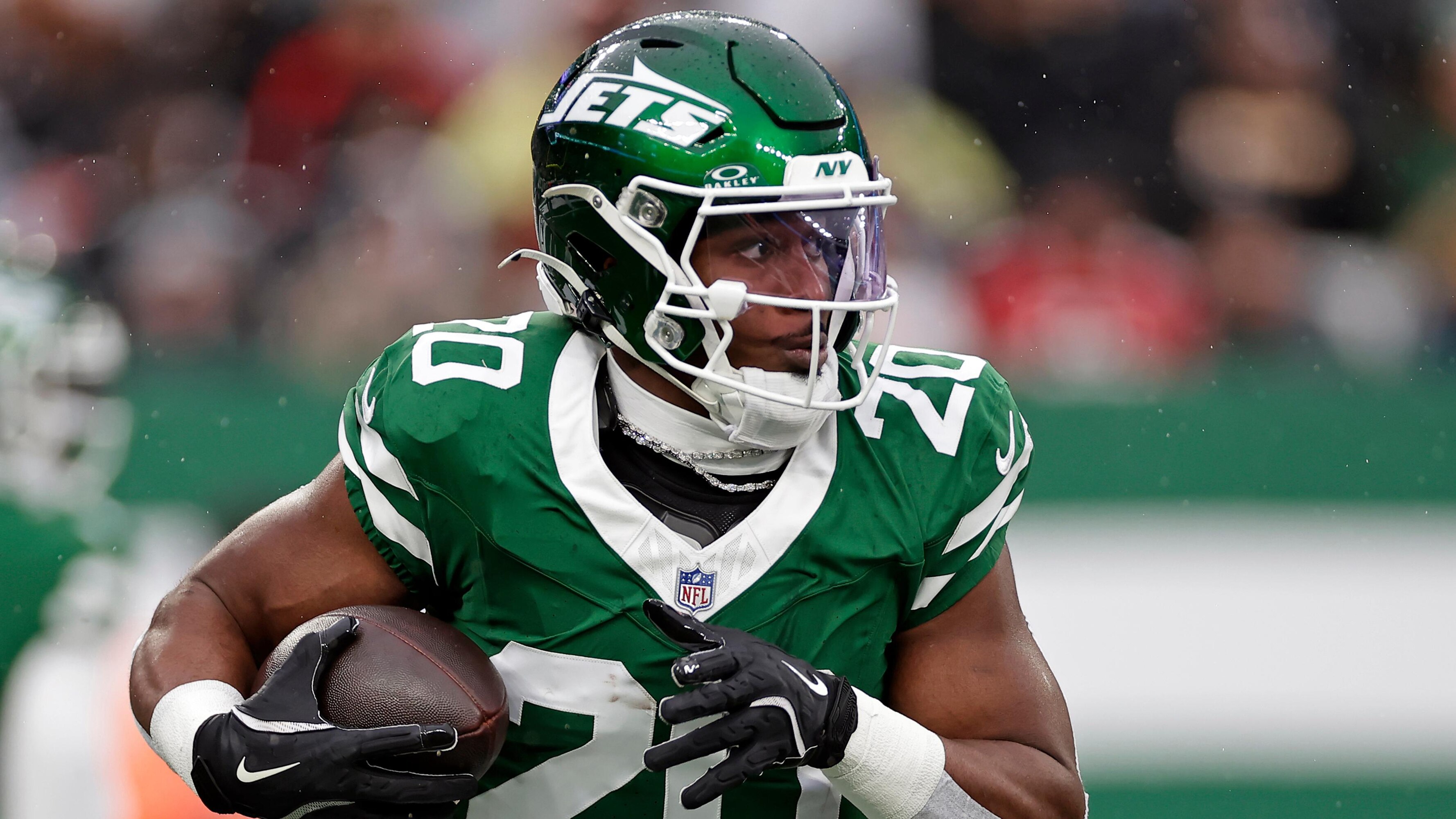 Saints Eye David Njoku as Free Agency Approaches