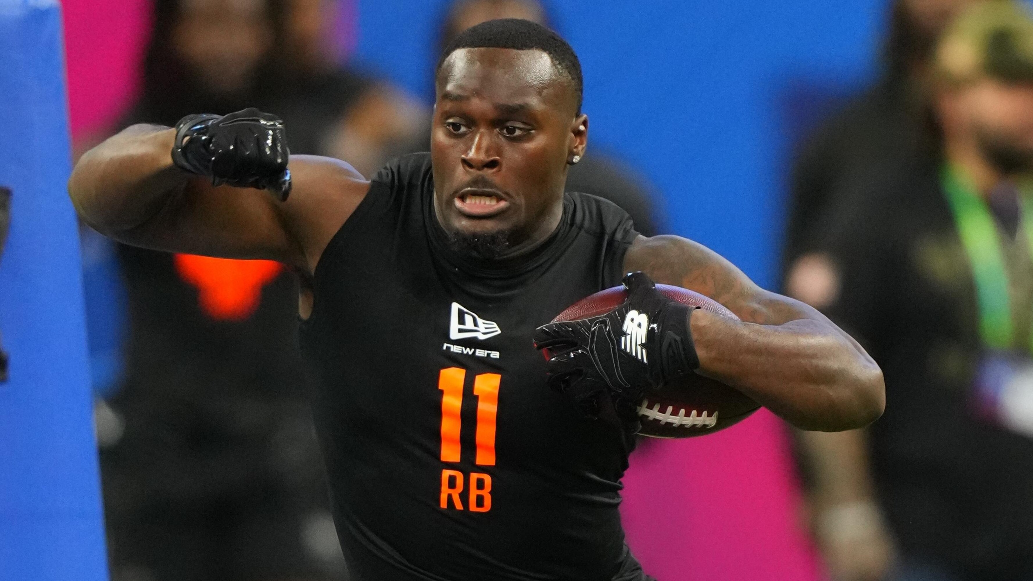 NFL Combine Standouts: Ty Simpson, Jeremiyah Love & Risers/Fallers 2024