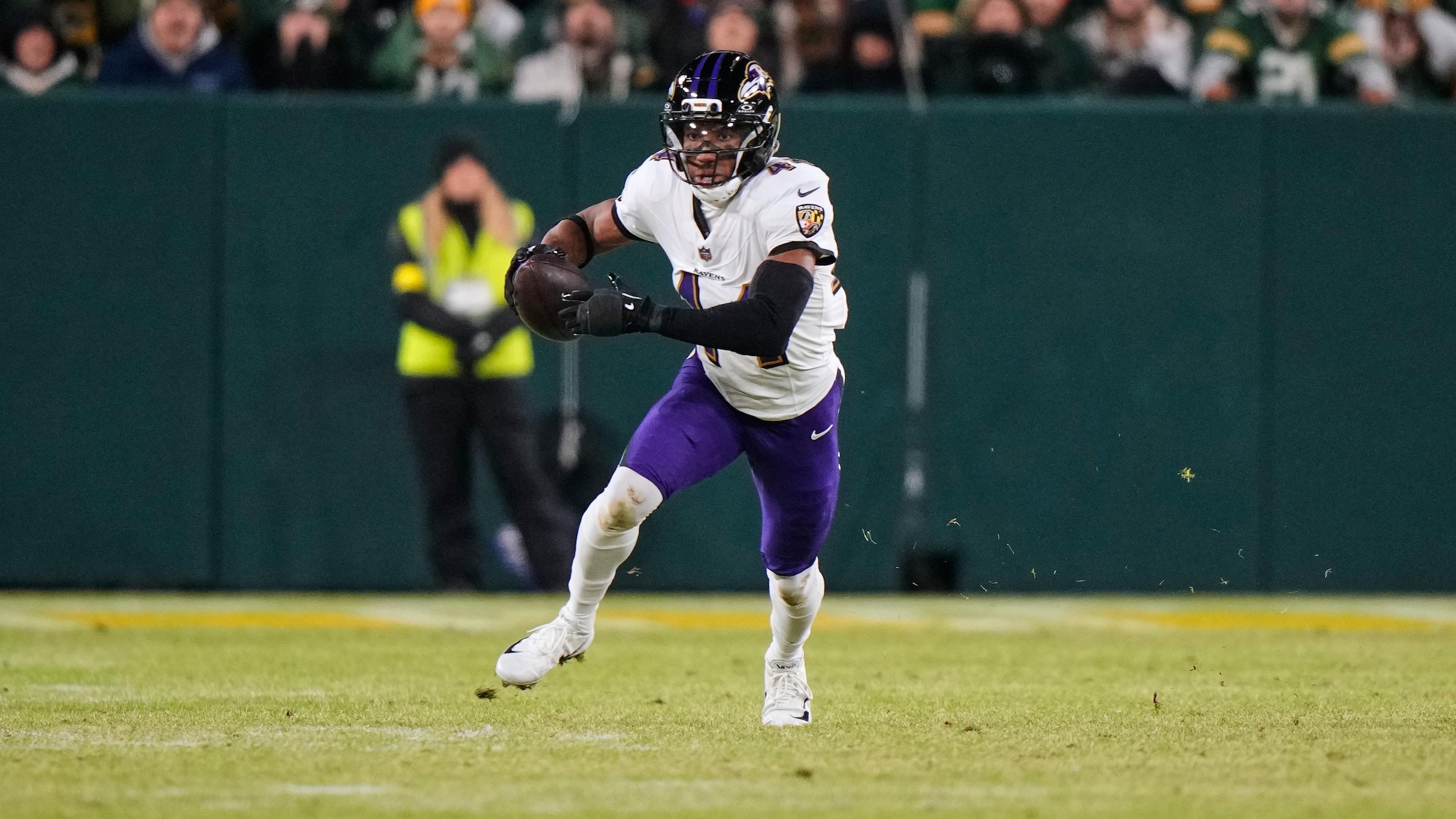 Ravens Packers Football