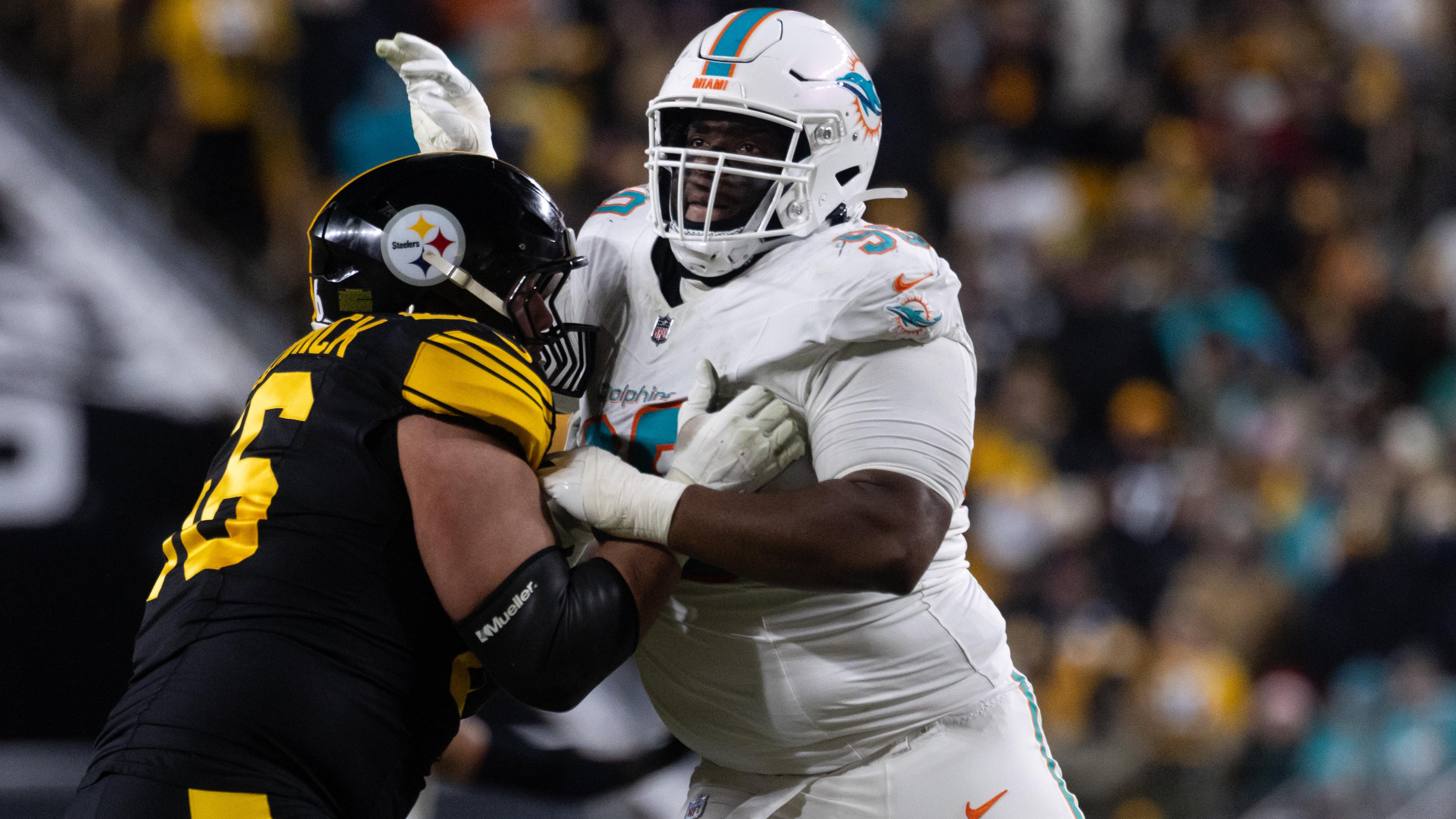 Dolphins Steelers Football