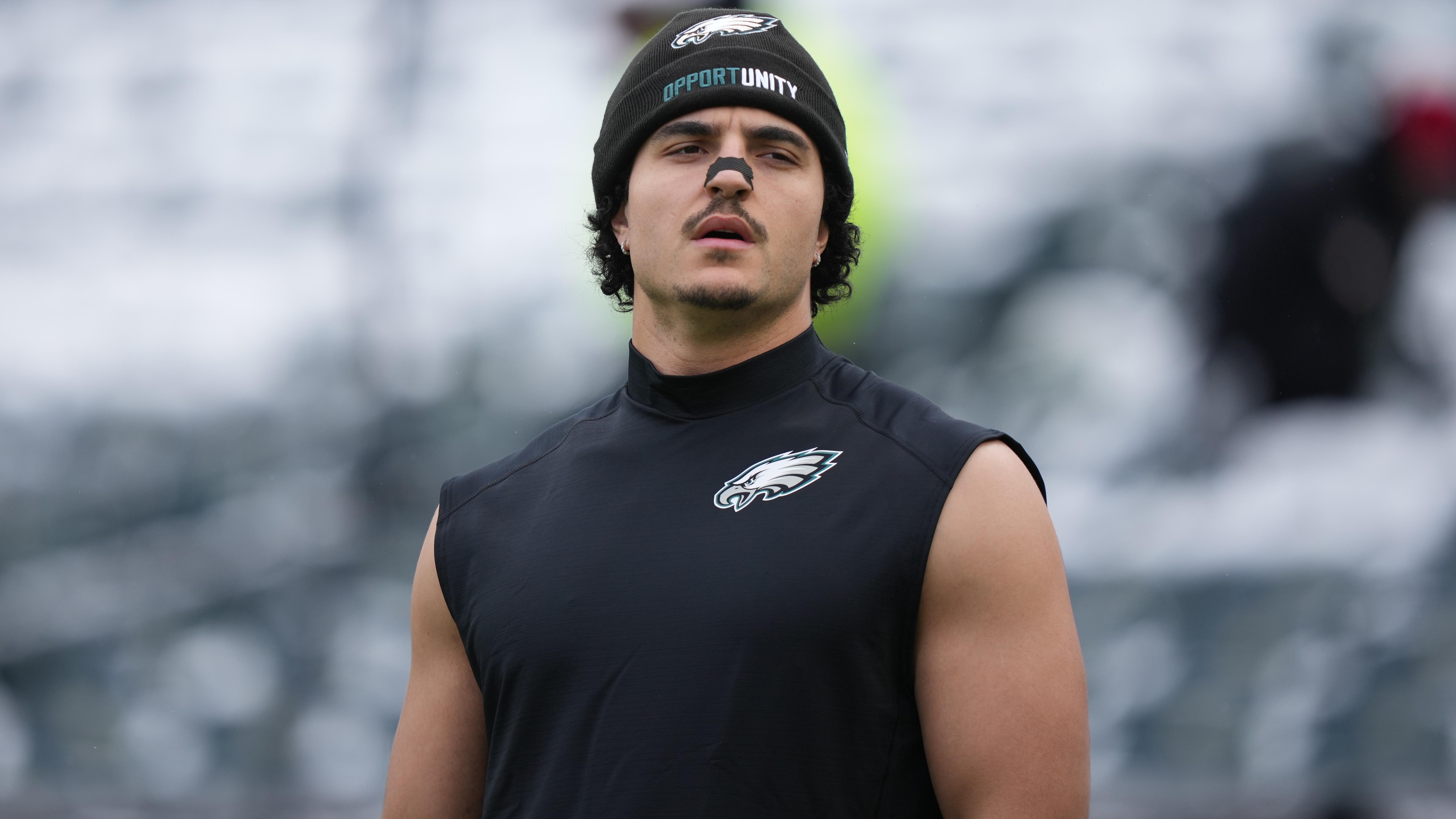 Raiders Eagles Football