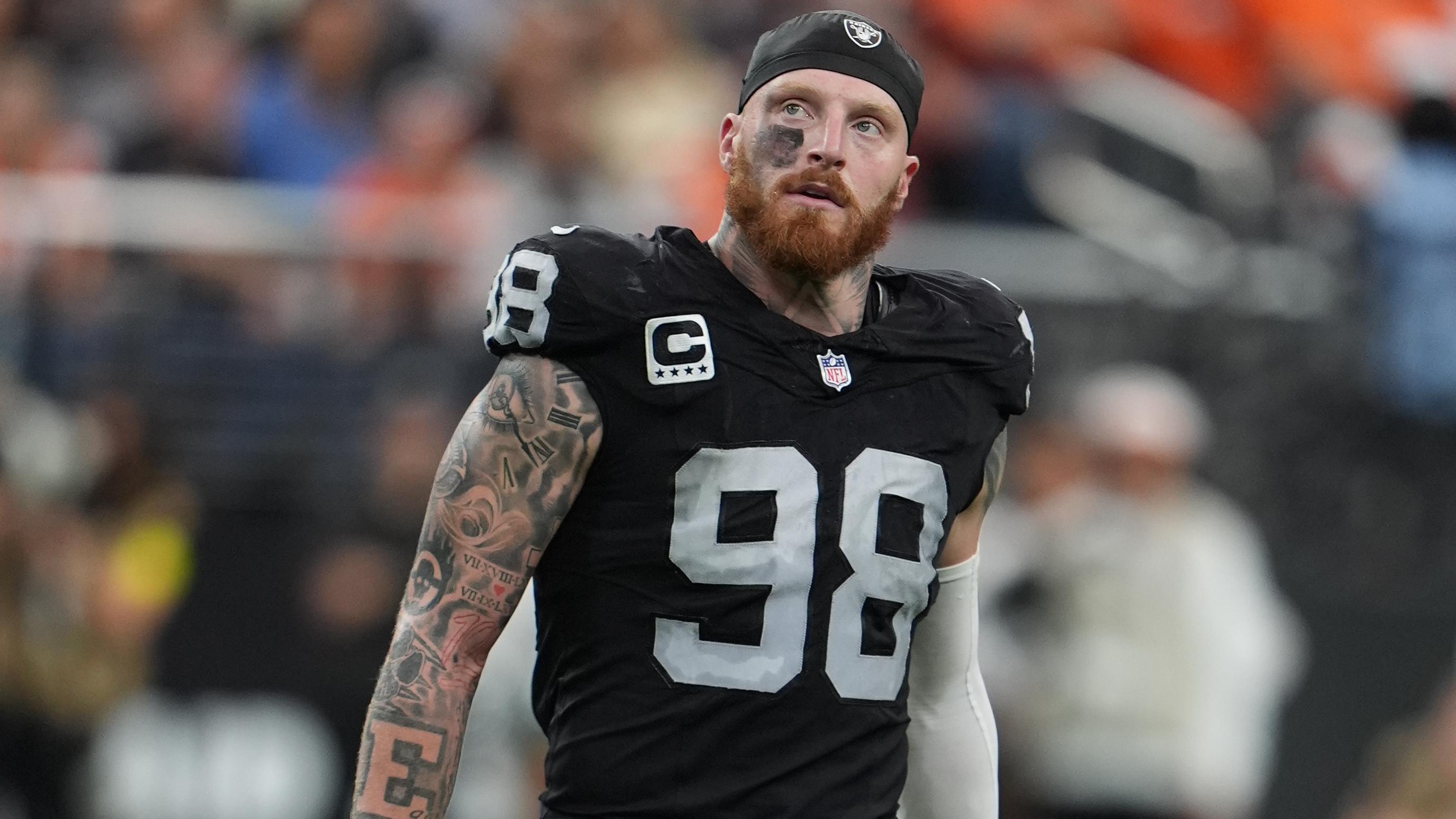 Broncos Raiders Football
