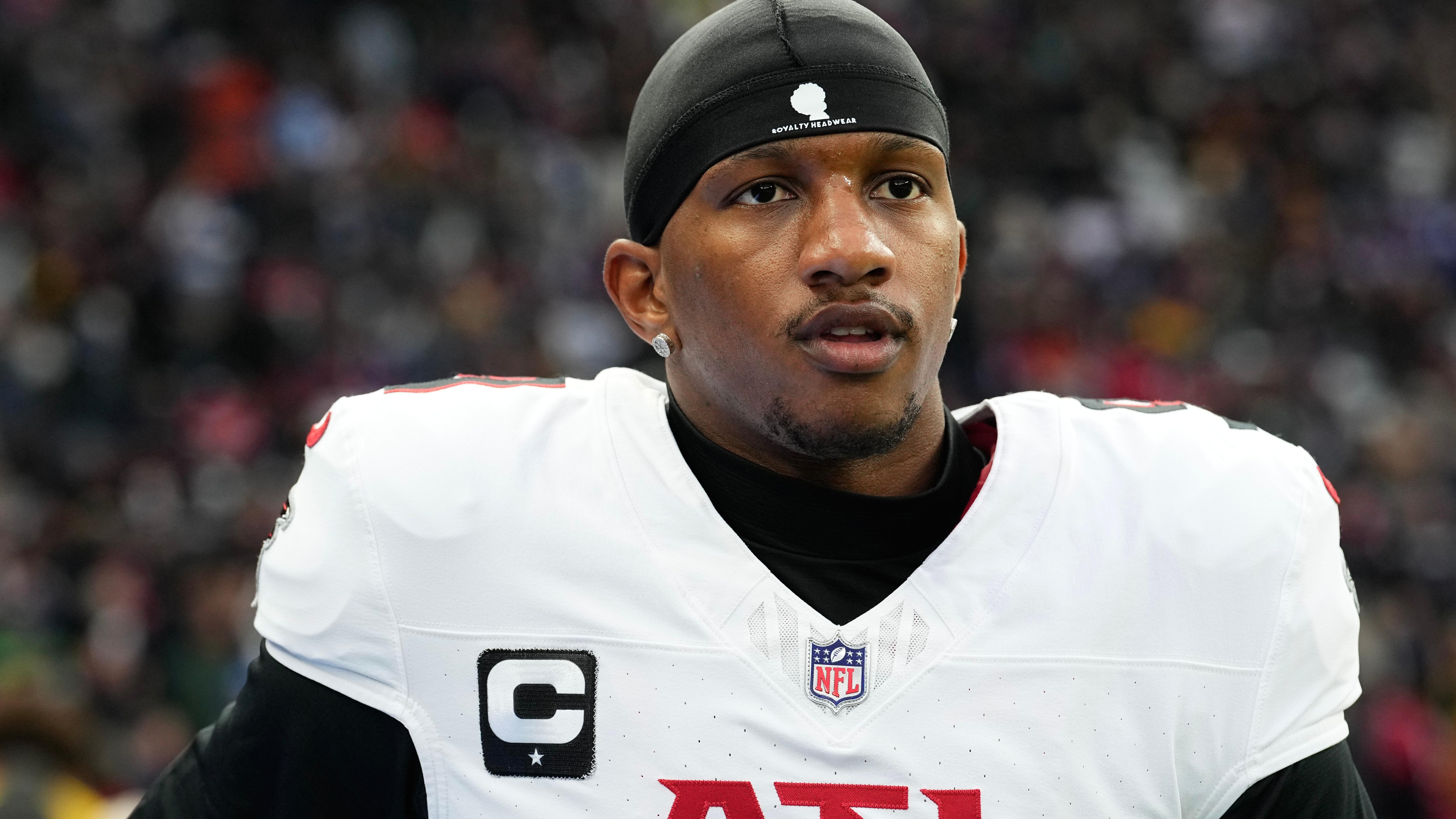 Falcons Colts Football