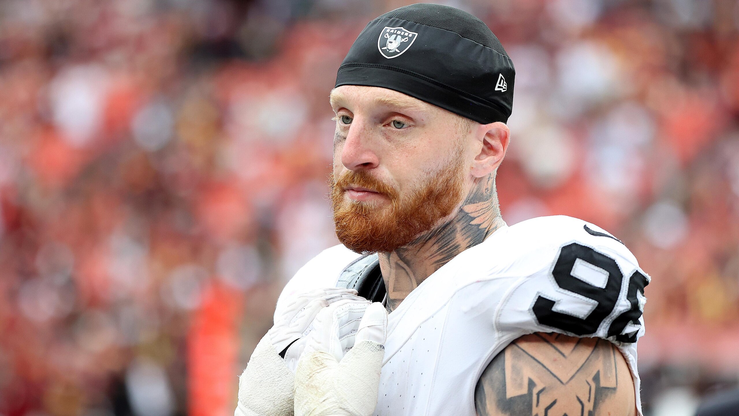 Raiders Commanders Football