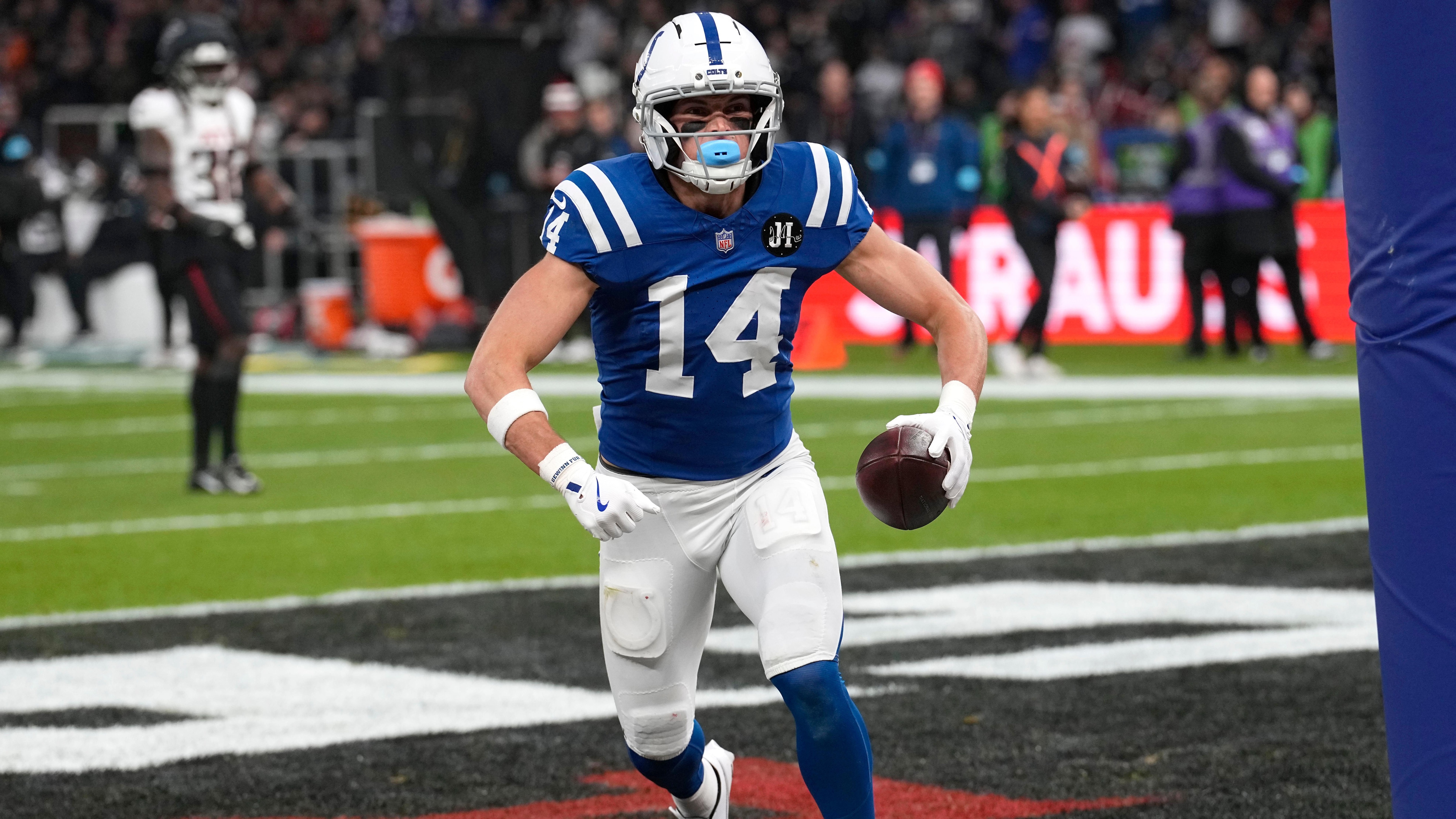 Falcons Colts Football