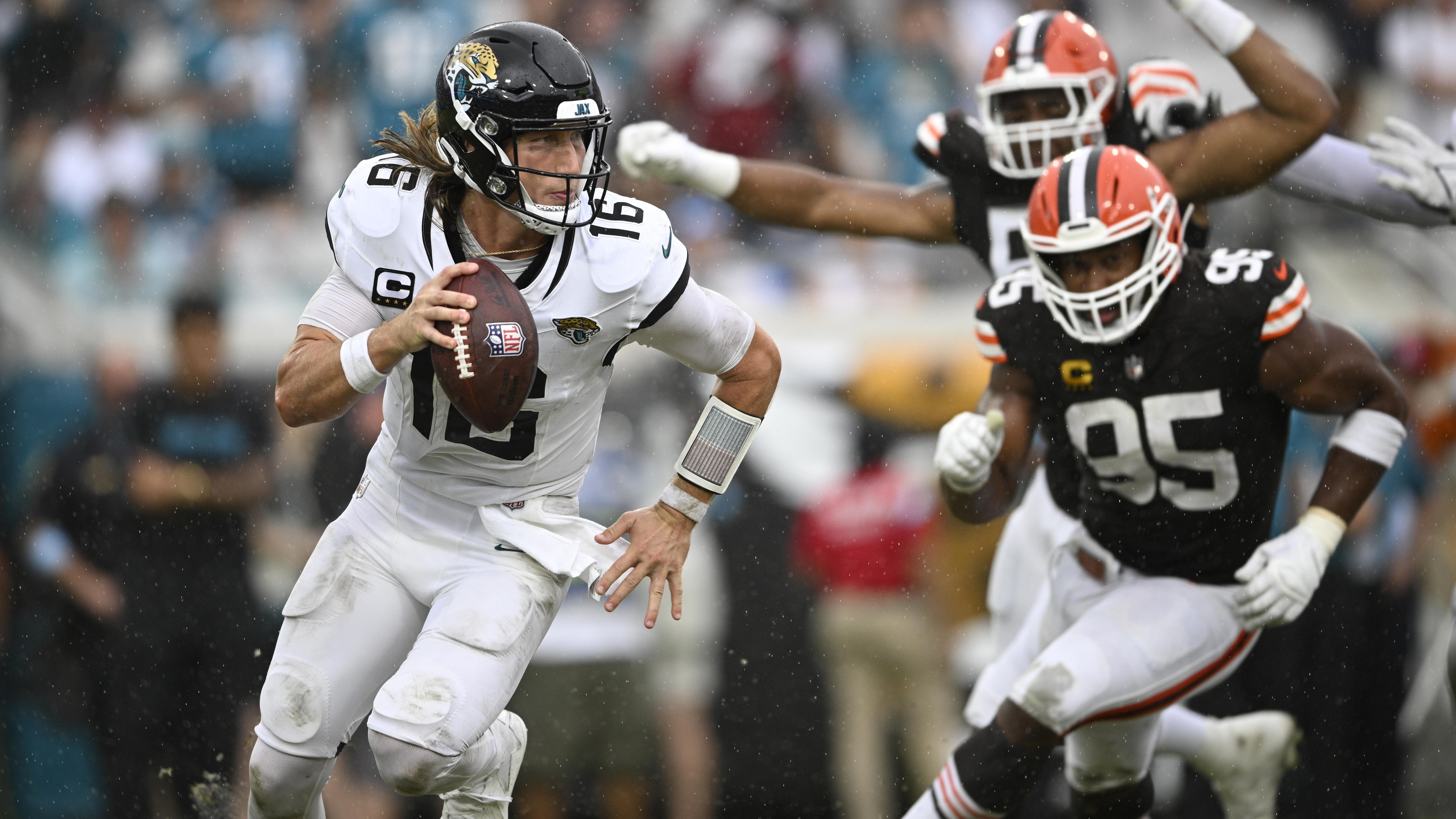 Browns Jaguars Football