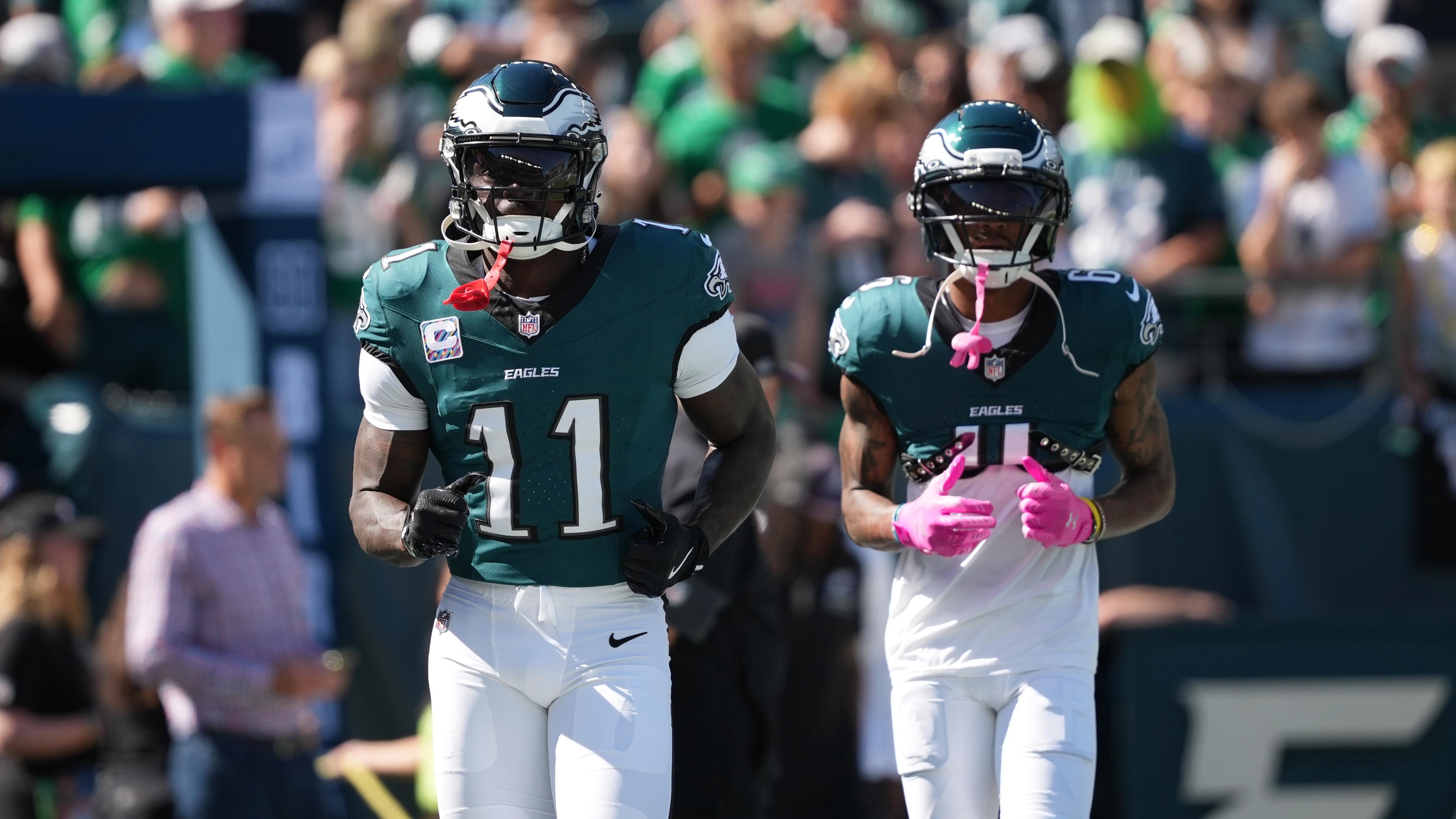 Broncos Eagles Football