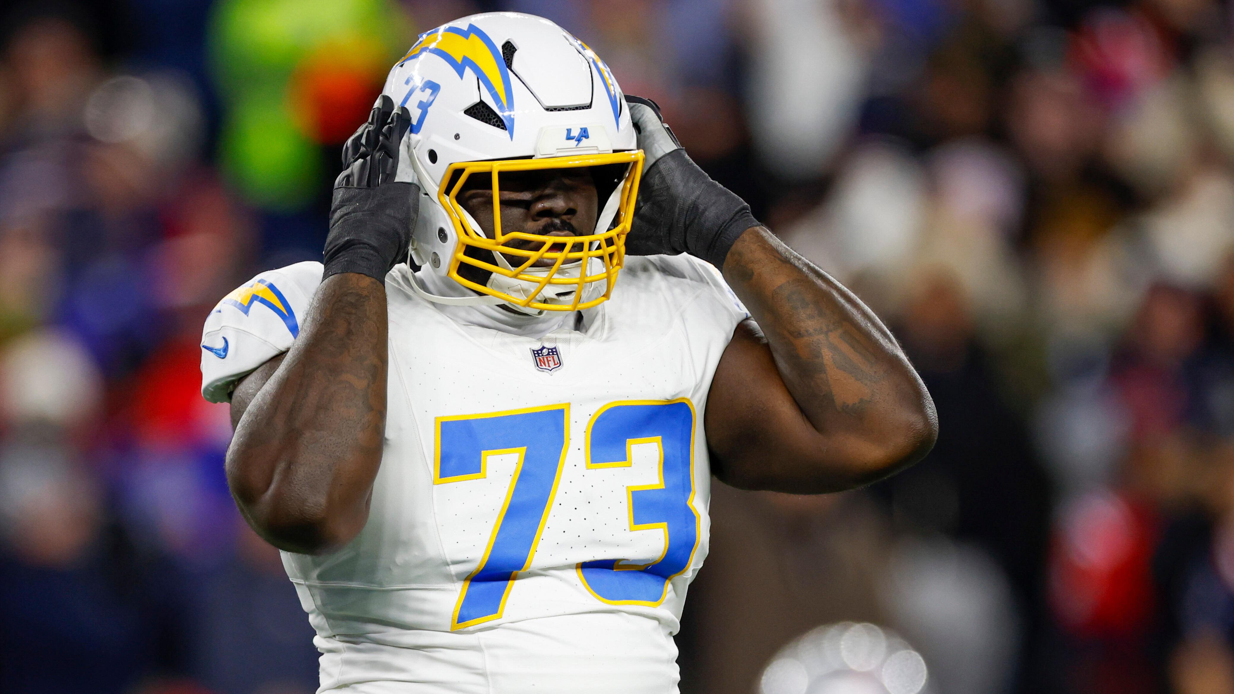 Chargers Patriots Football