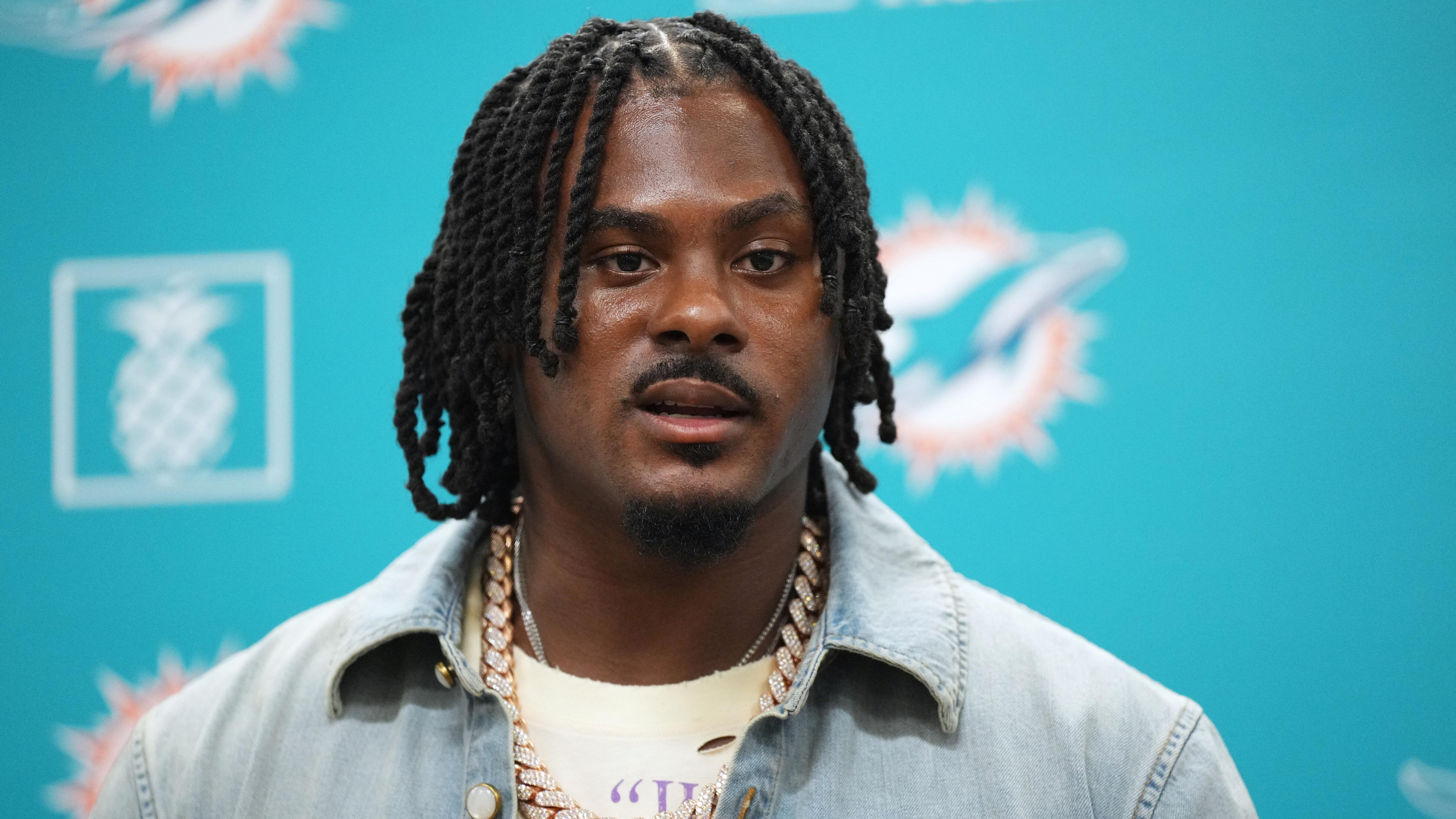 Dolphins Willis Football