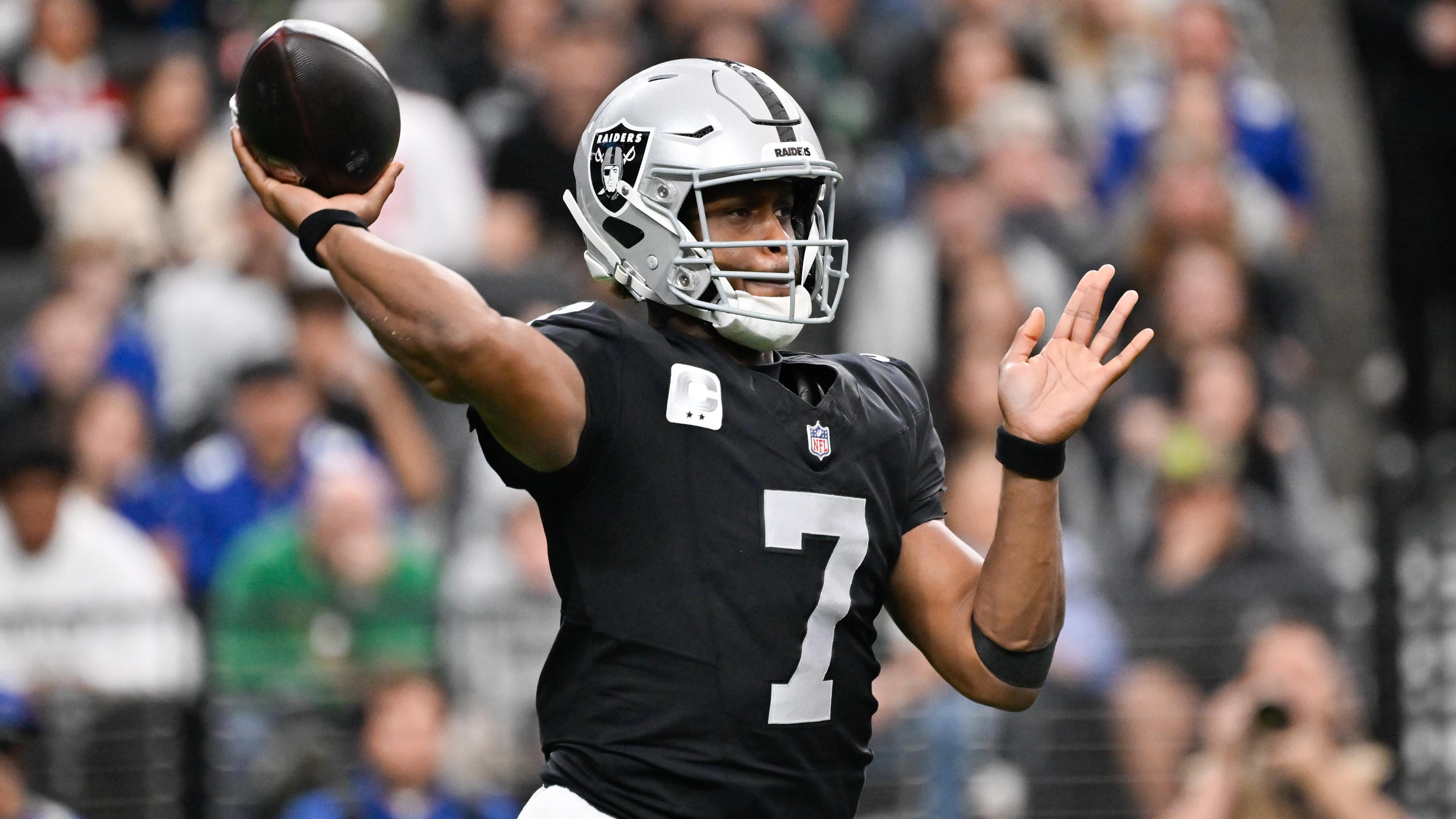 Giants Raiders Football