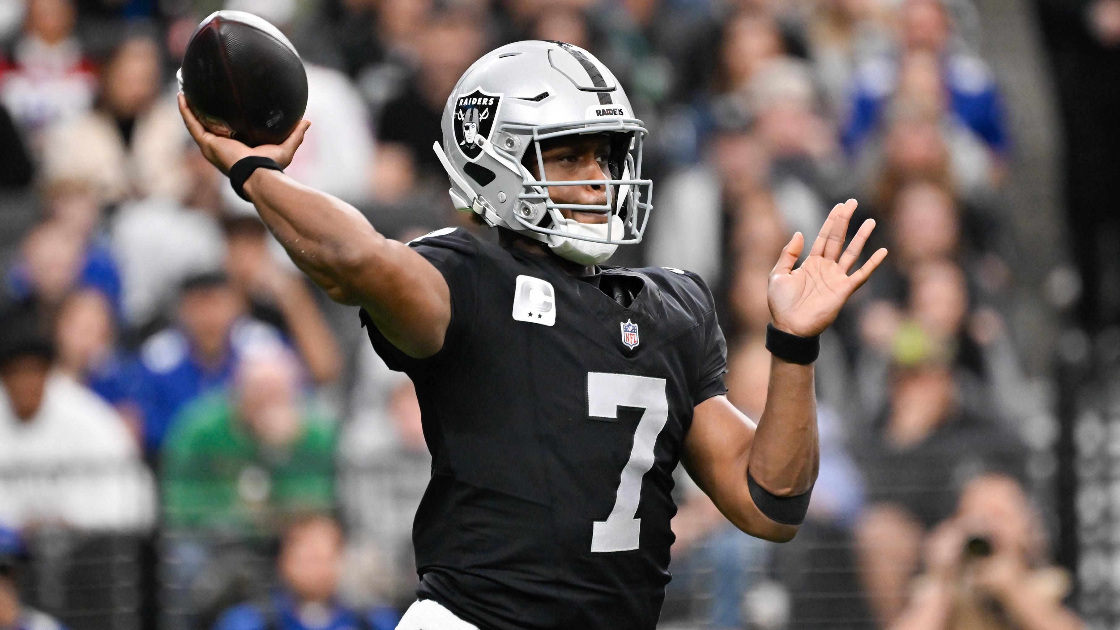 Giants Raiders Football