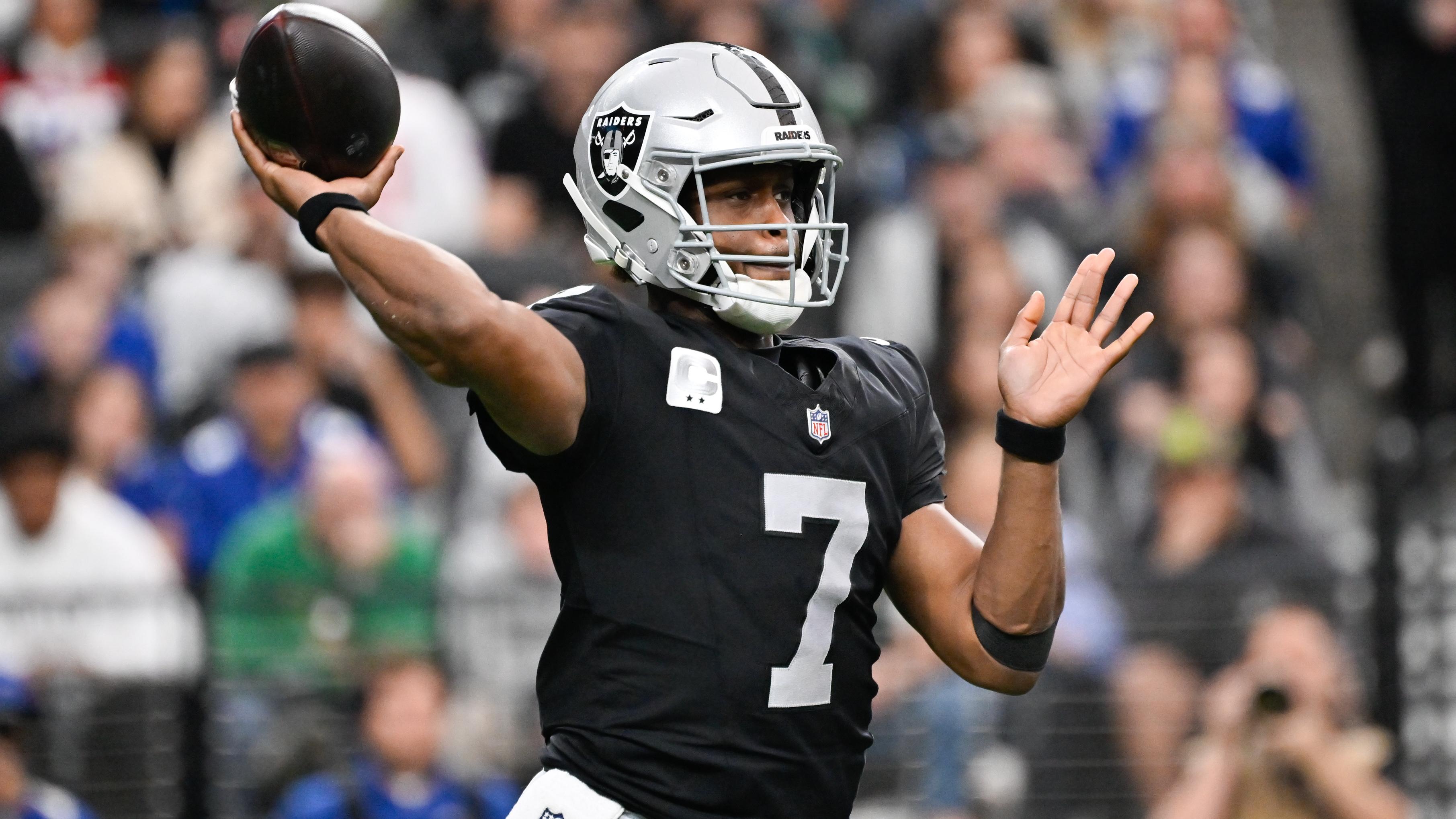 Giants Raiders Football