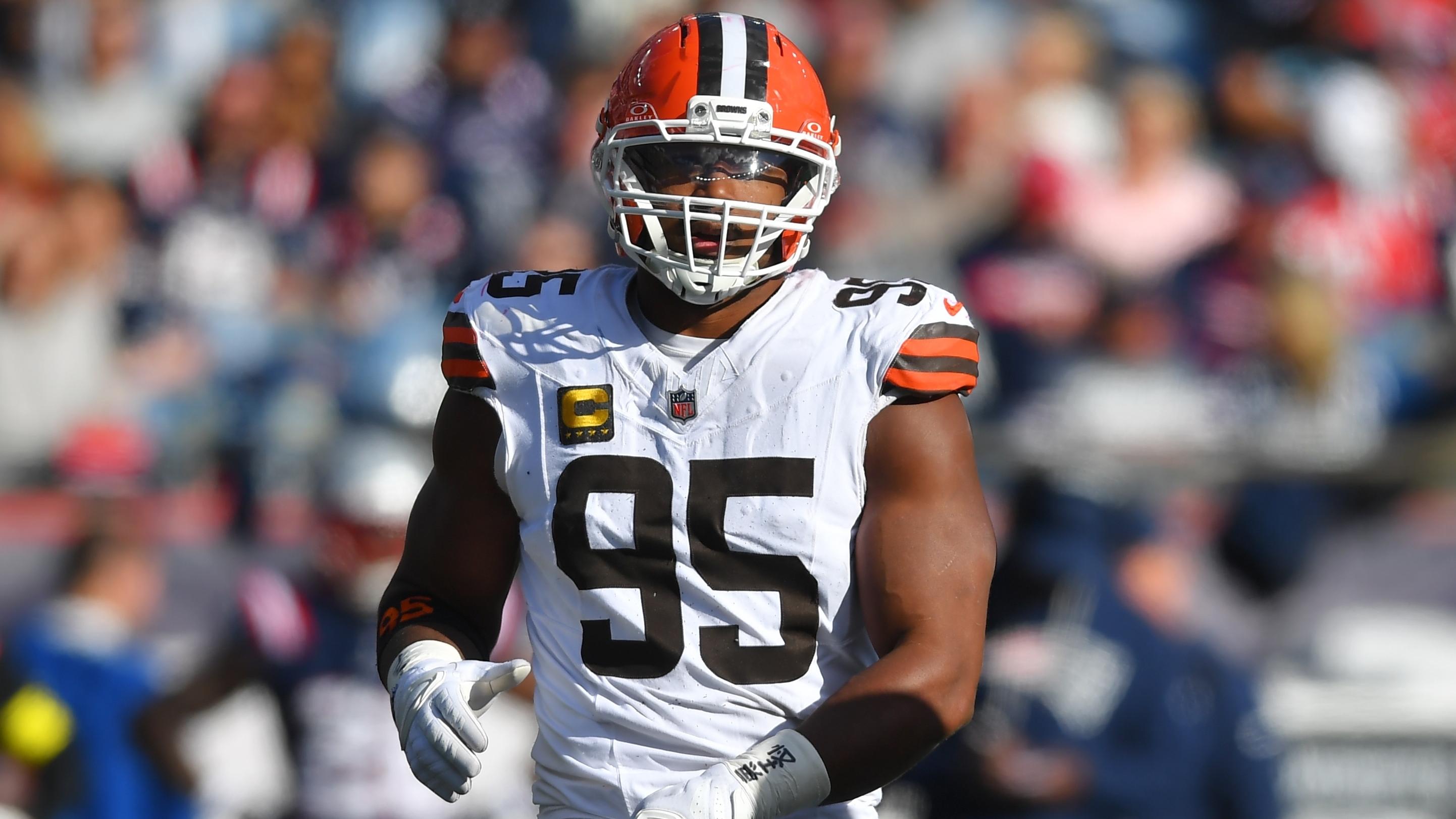 Browns Patriots Football