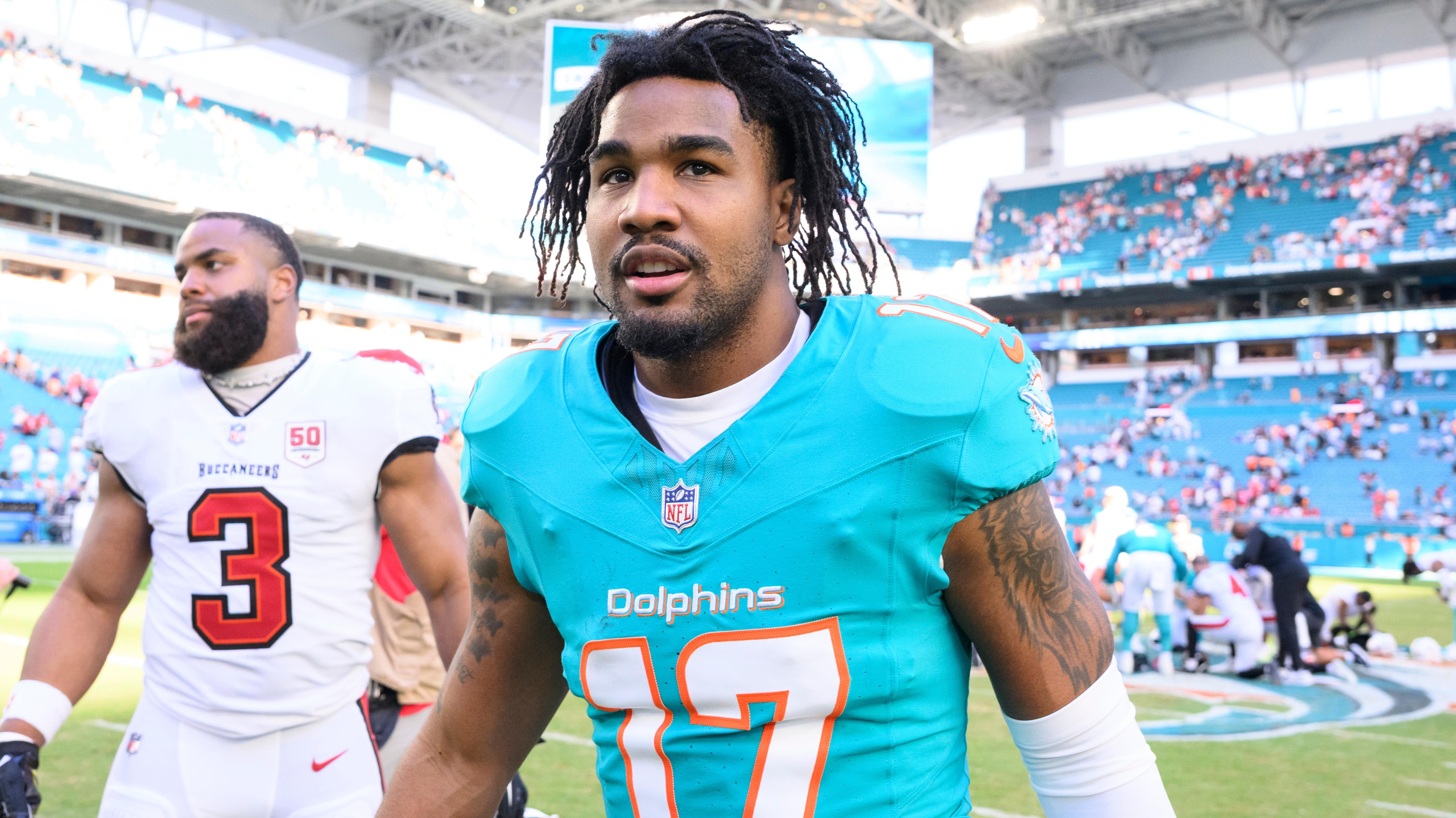Buccaneers Dolphins Football
