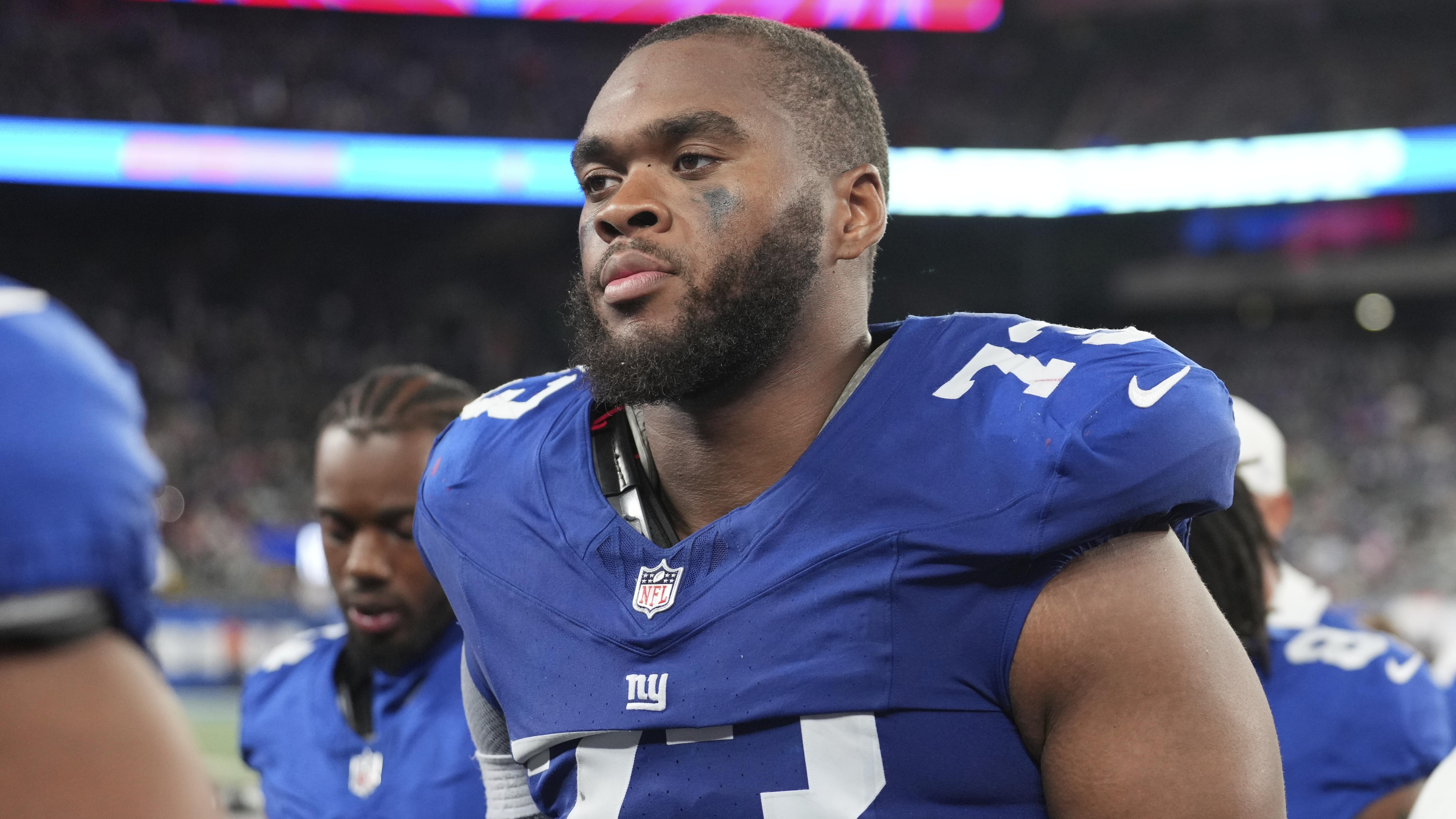 Patriots Giants Football