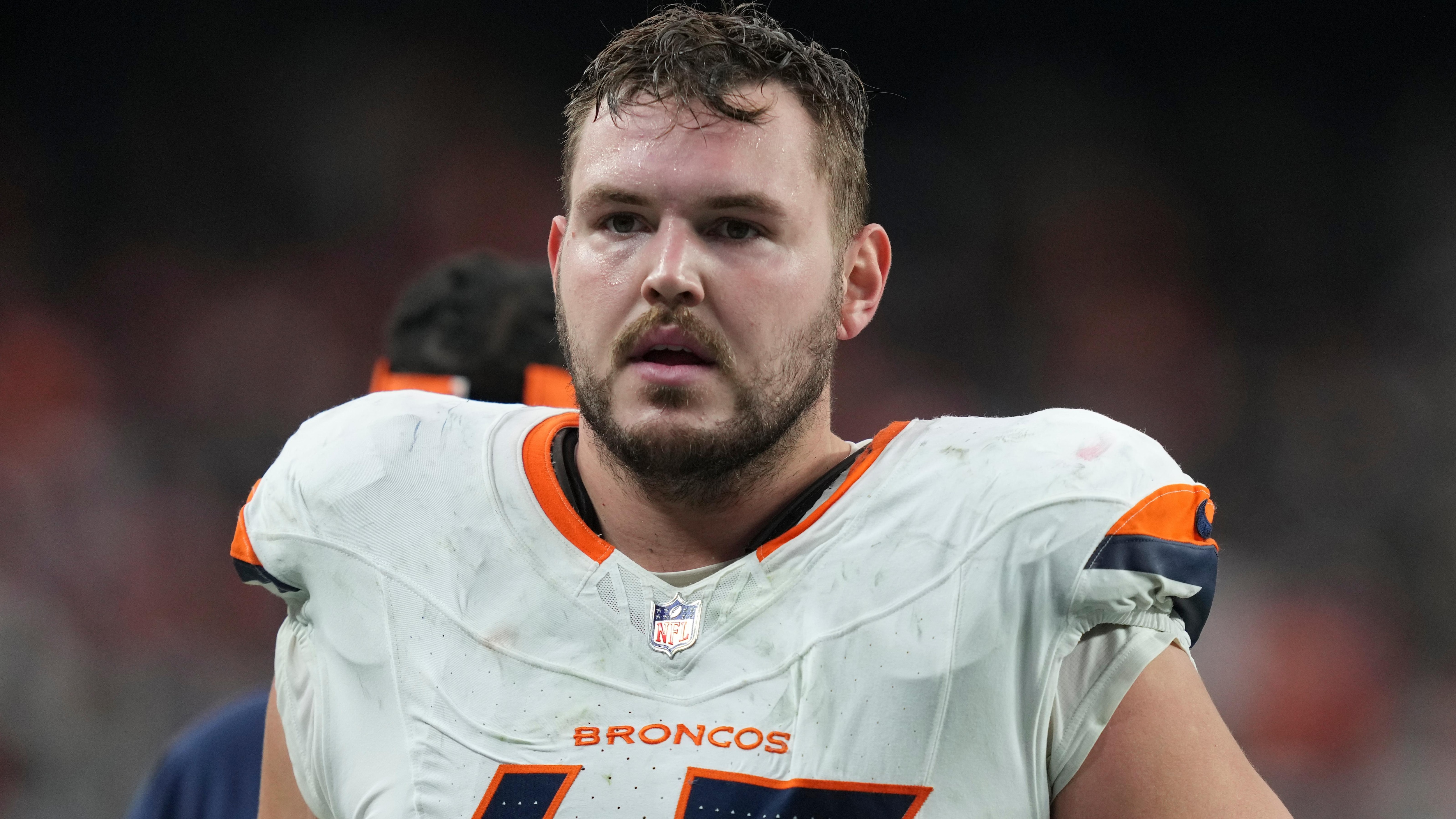 Broncos Raiders Football