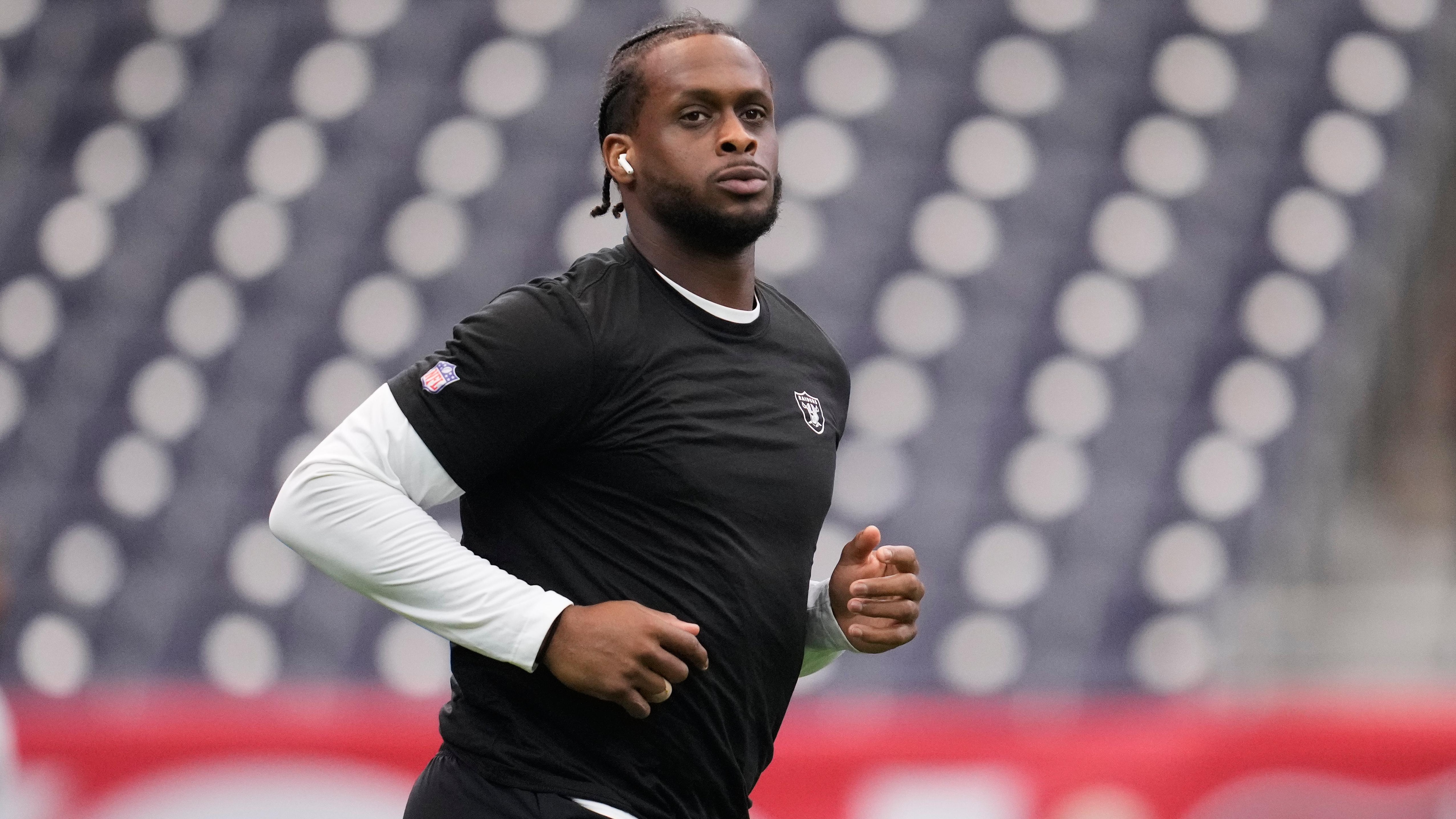 Jets Geno Smith Returns Football