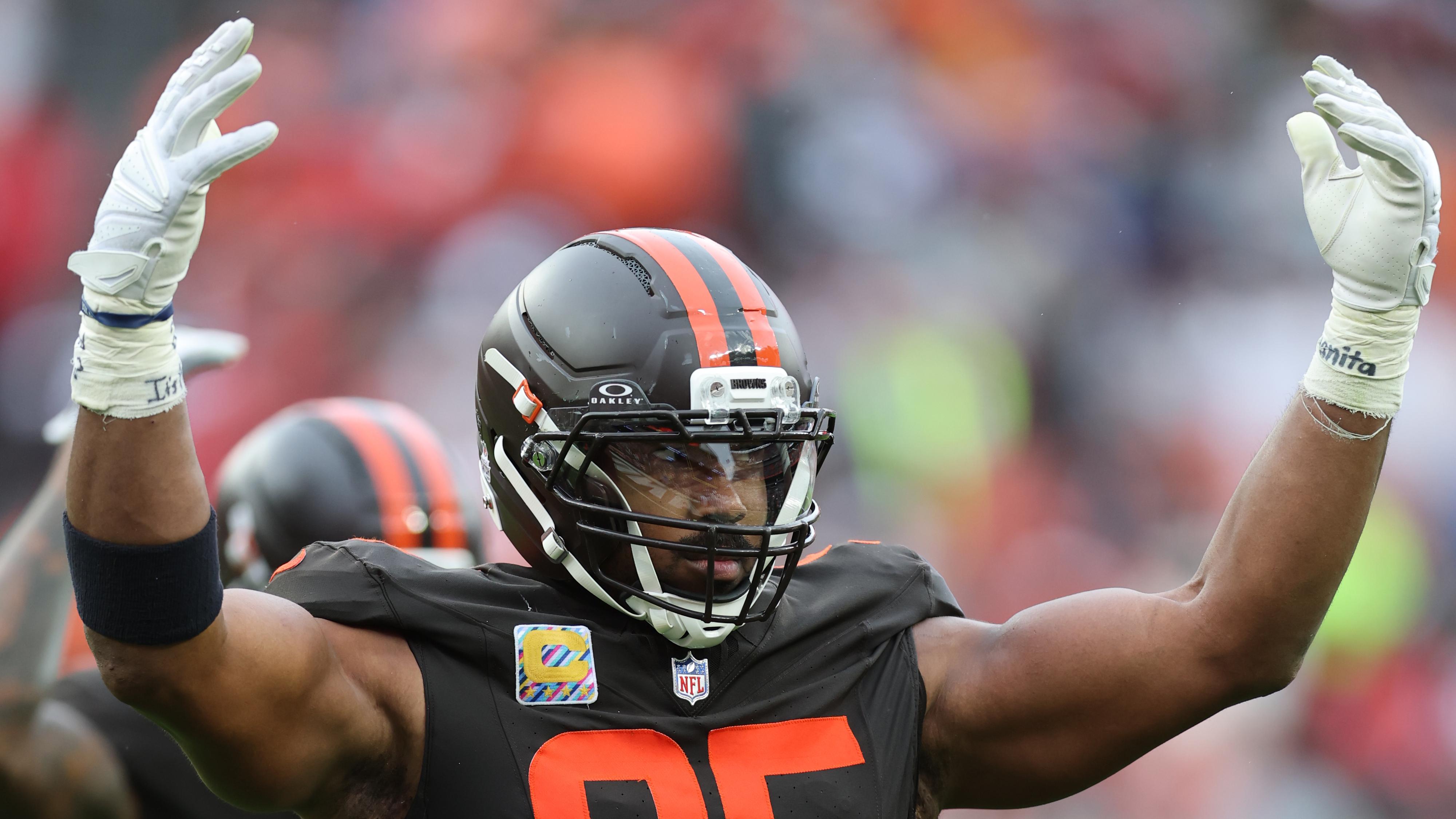 Dolphins Browns Football