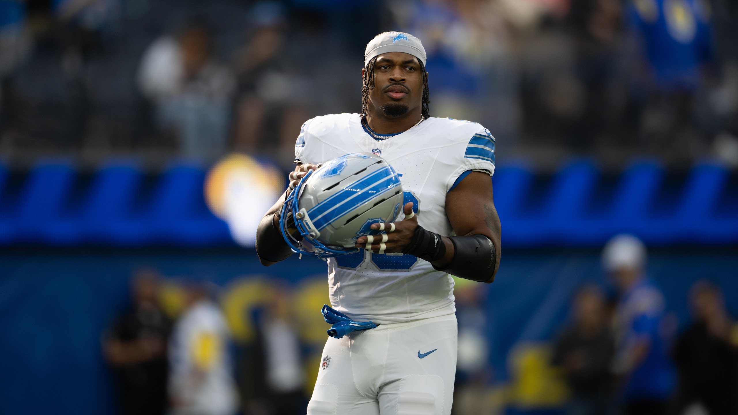 Lions Rams Football