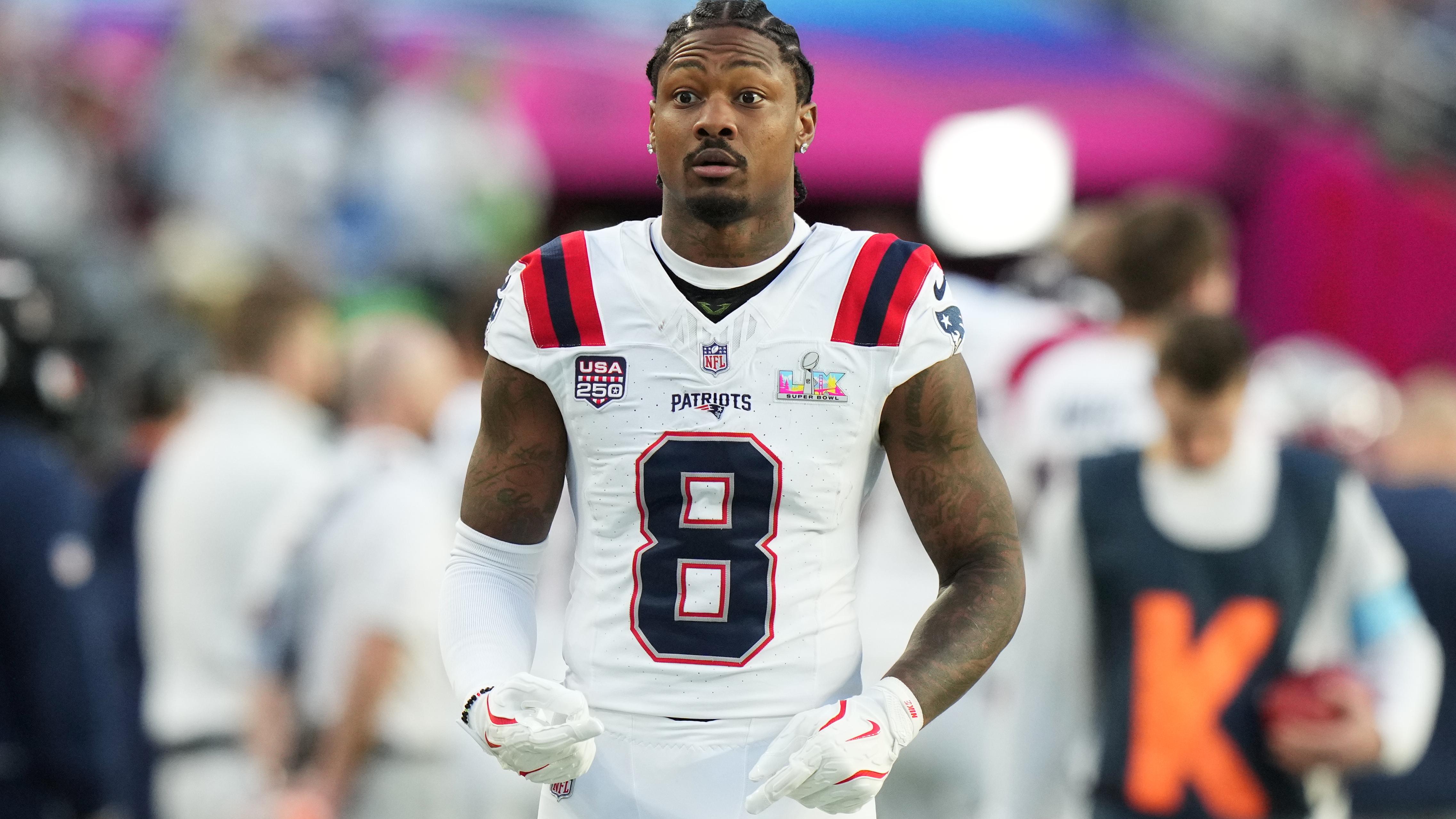 Stefon Diggs Reportedly Released by Patriots, WR Thanks NE For 'Hell of ...