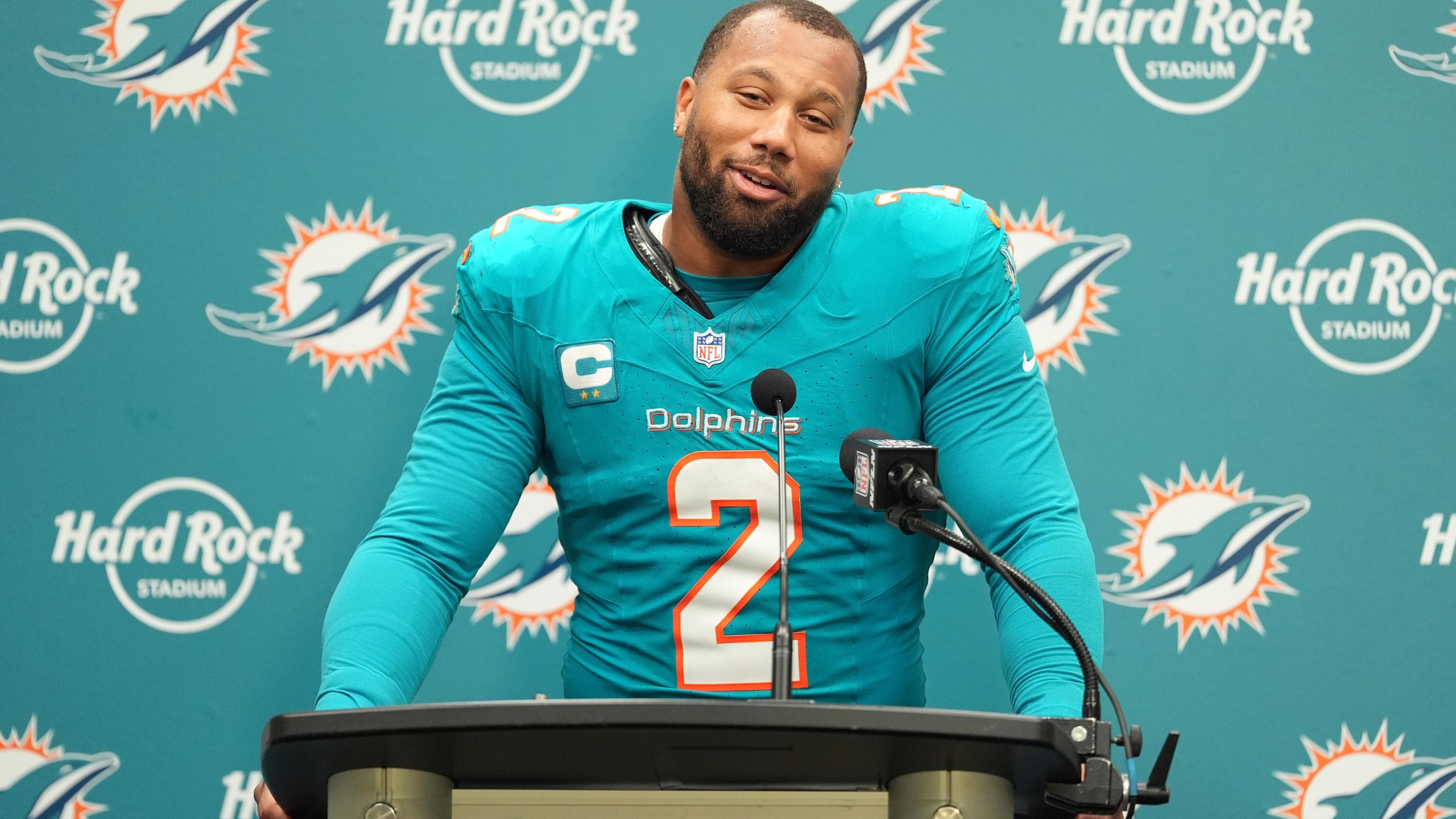 Buccaneers Dolphins Football