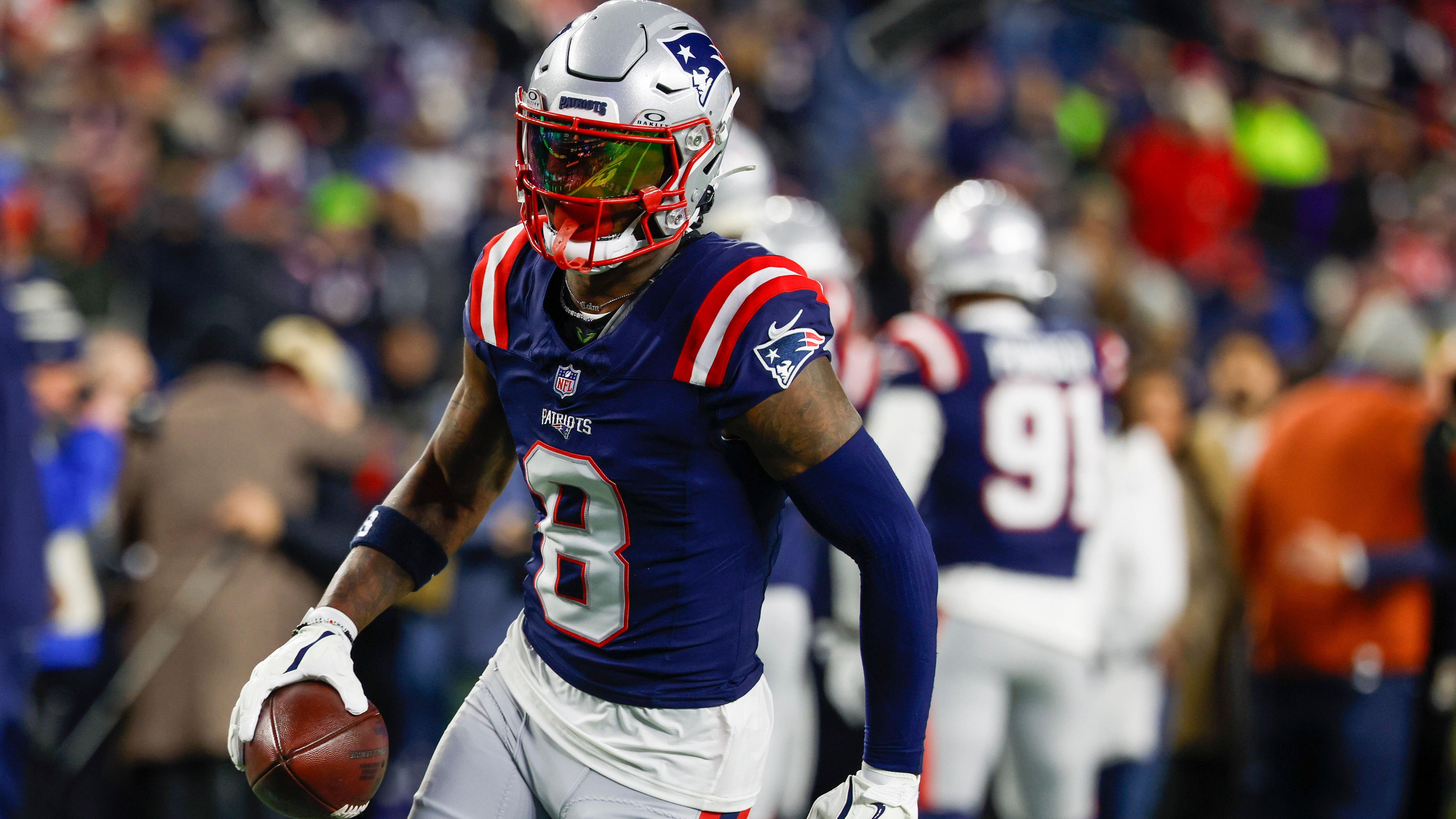 Chargers Patriots Football