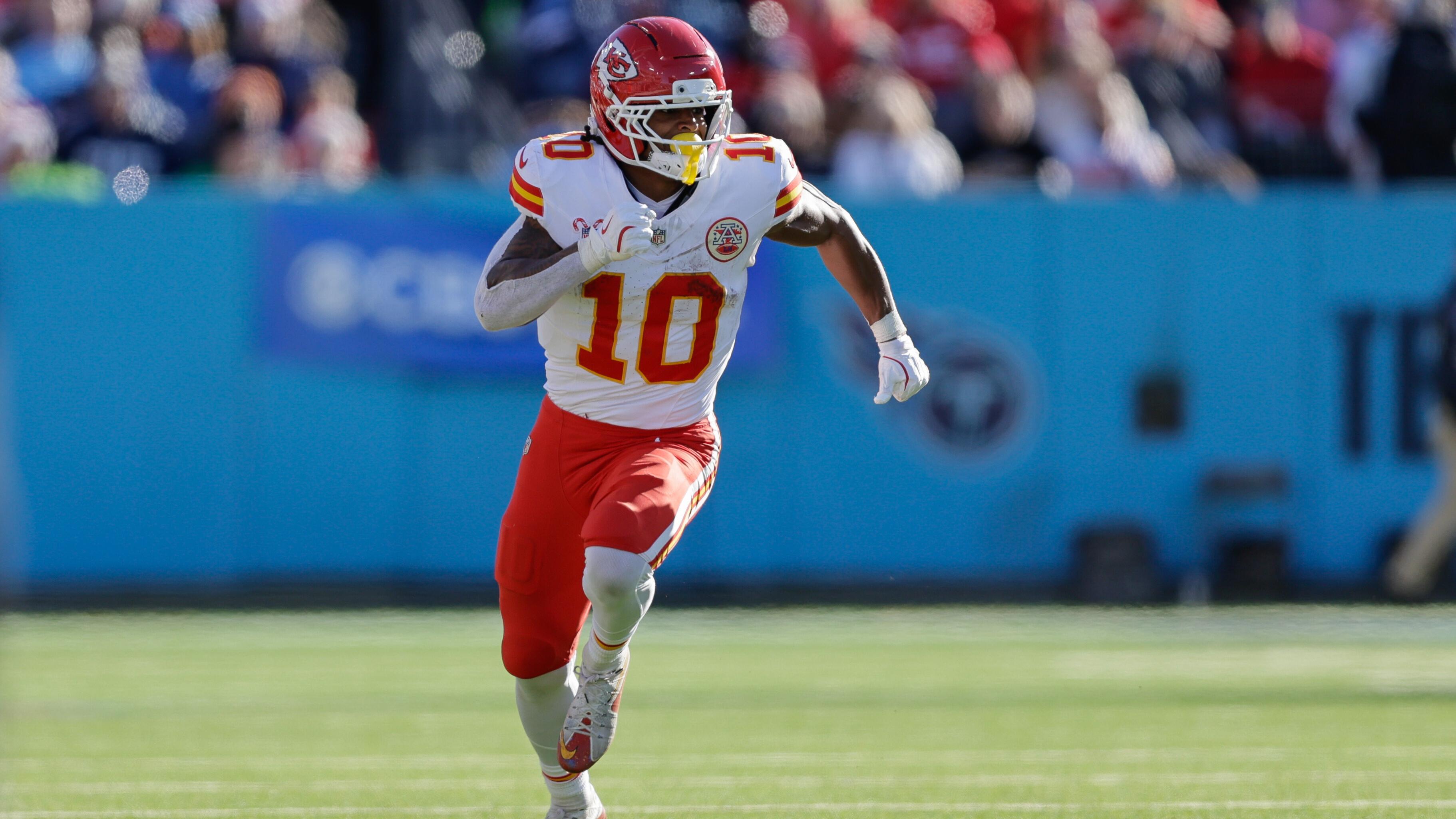Chiefs Titans Football