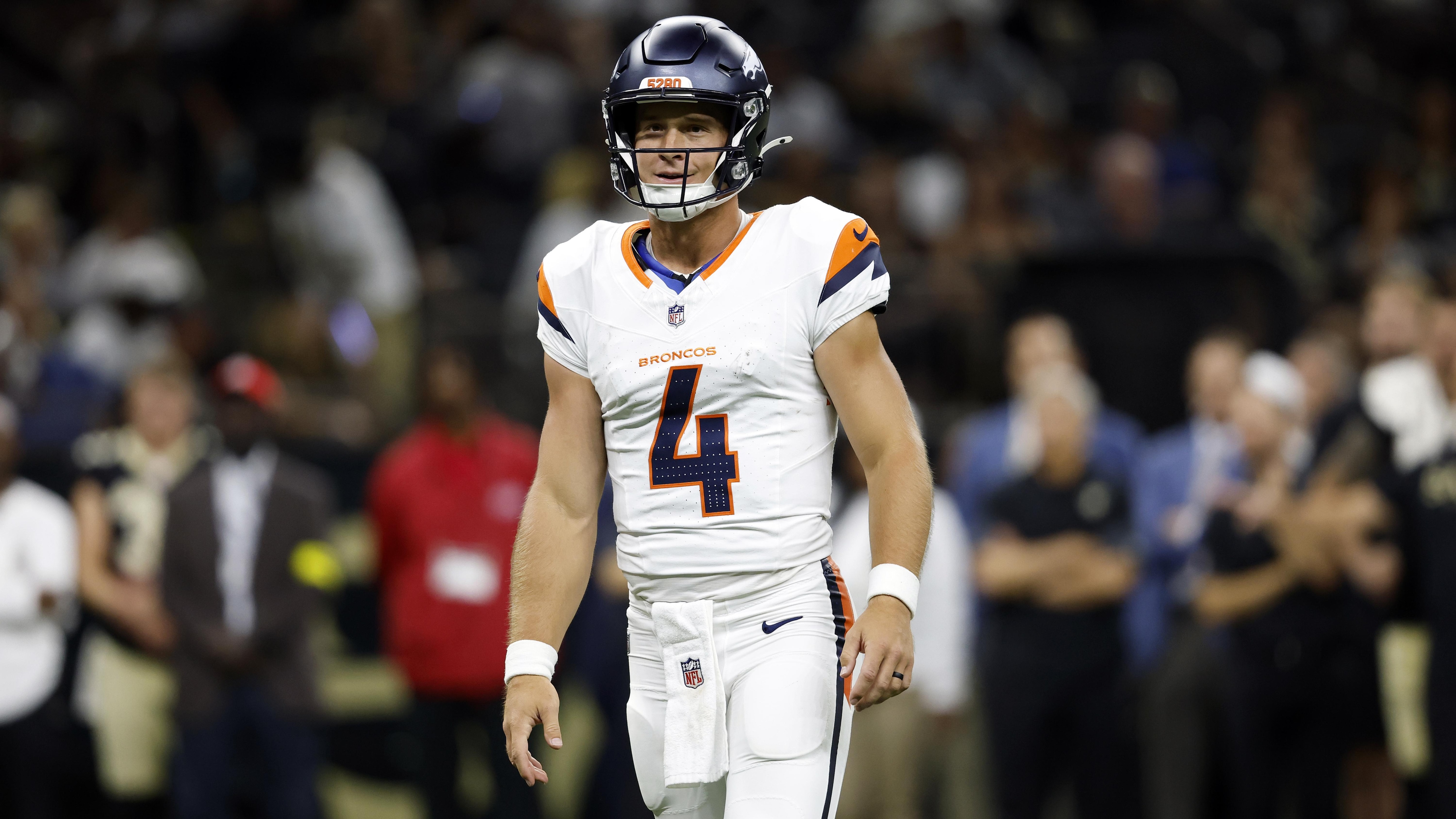 Broncos Saints Football