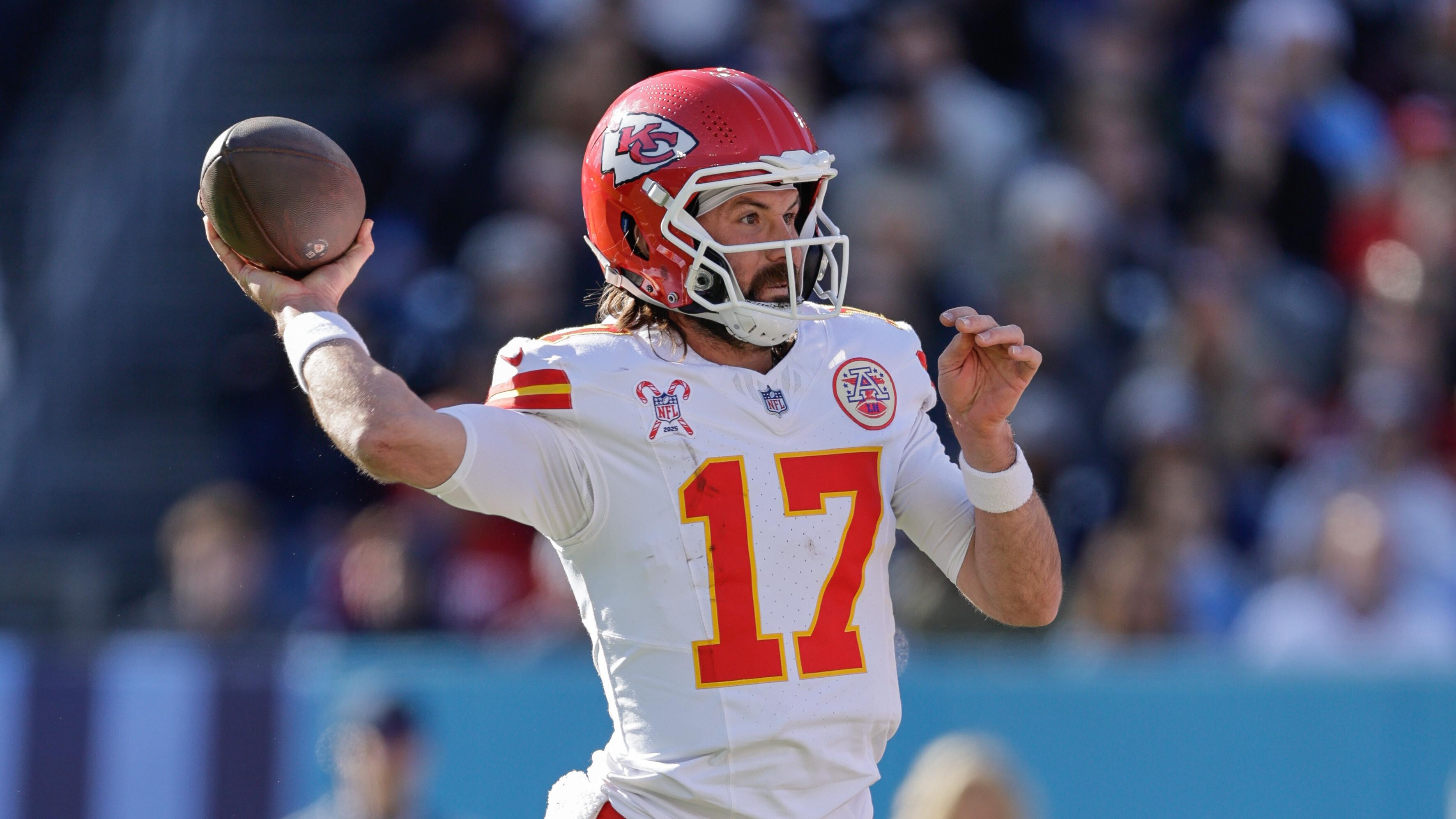 Chiefs Titans Football