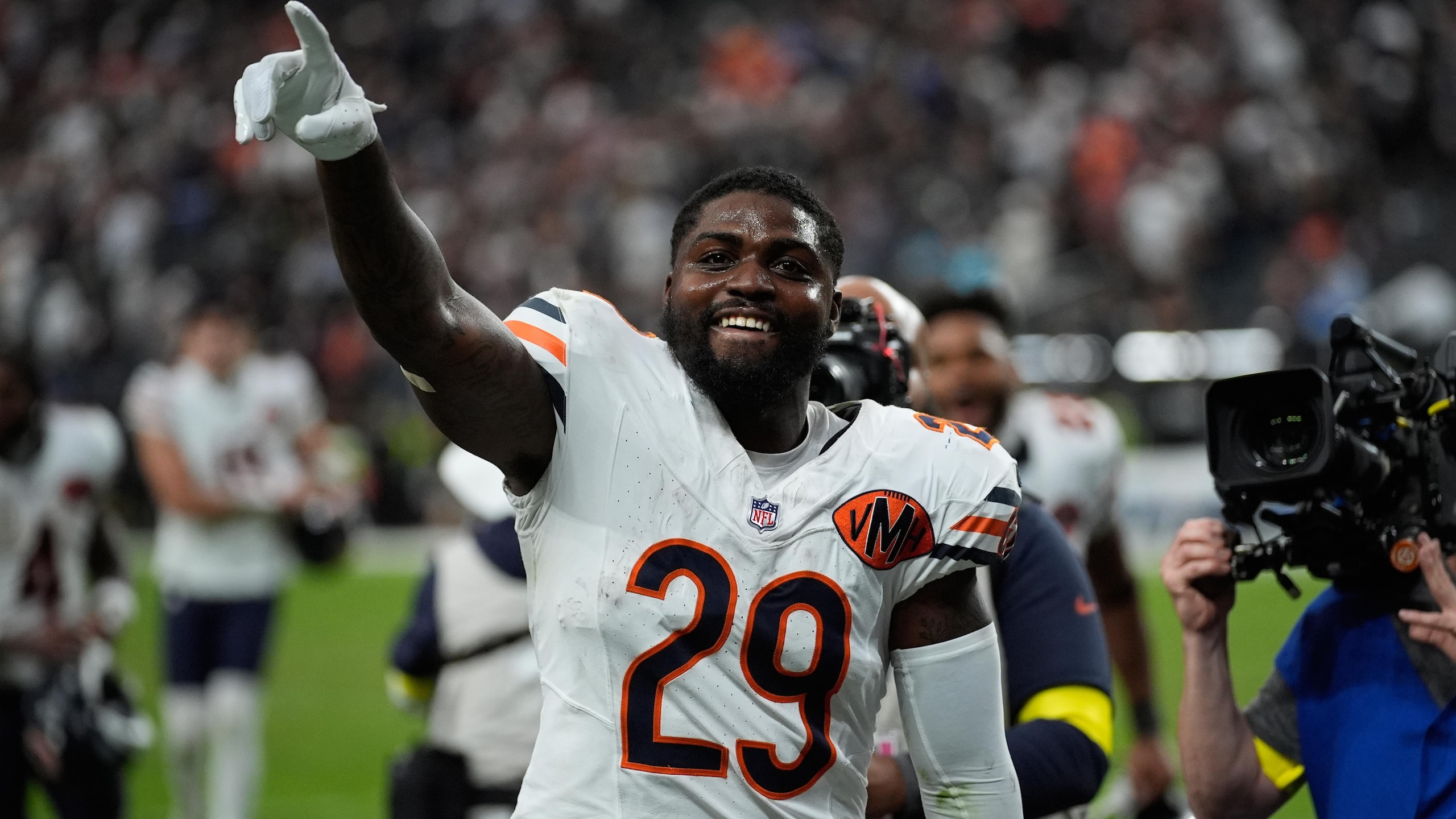 Bears Raiders Football