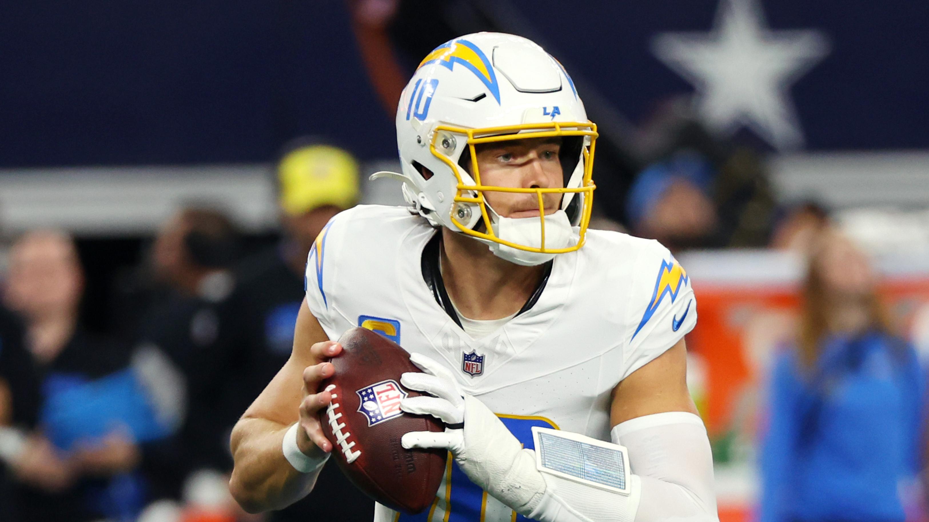 Chargers Cowboys Football