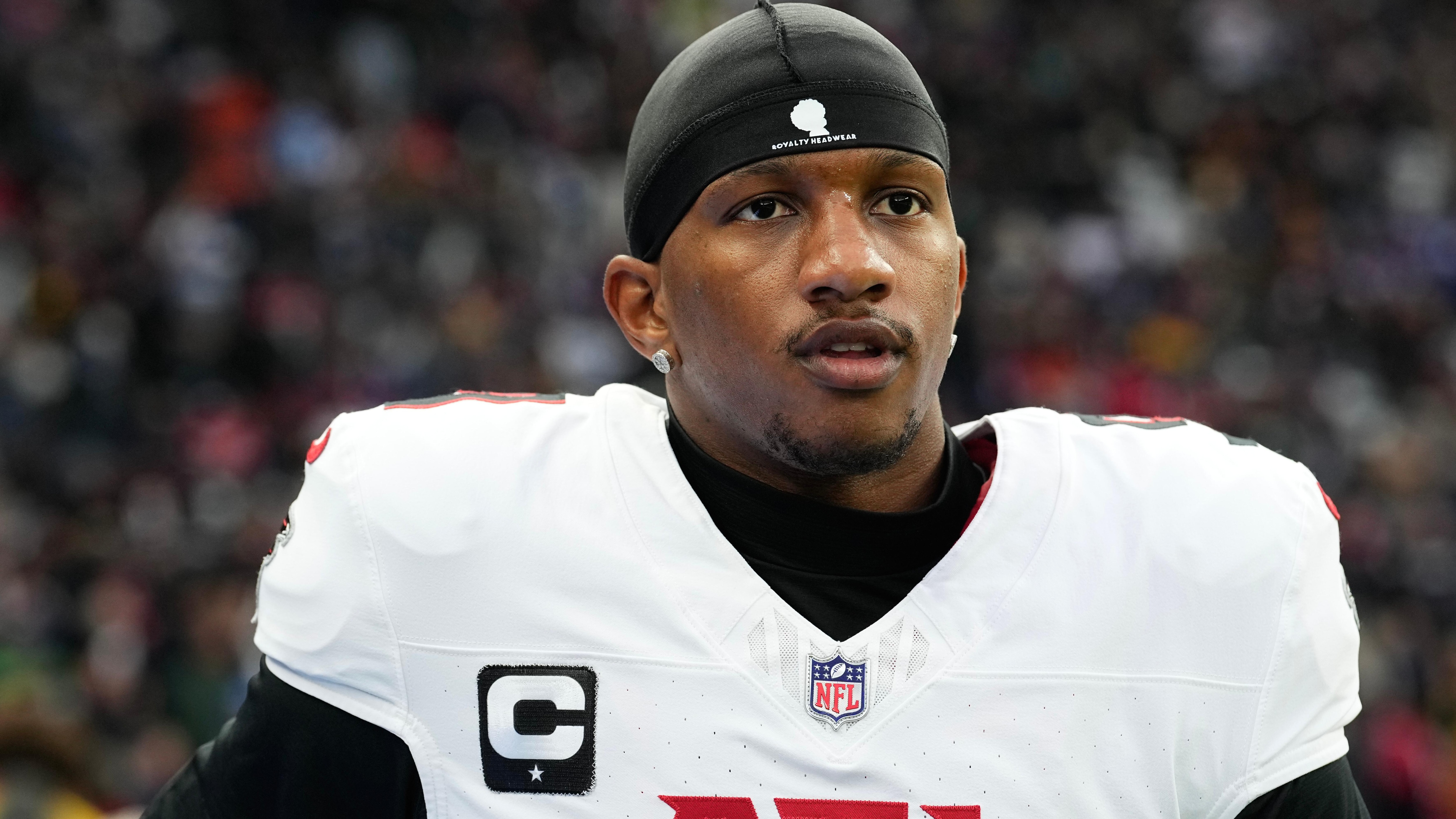 Falcons Colts Football