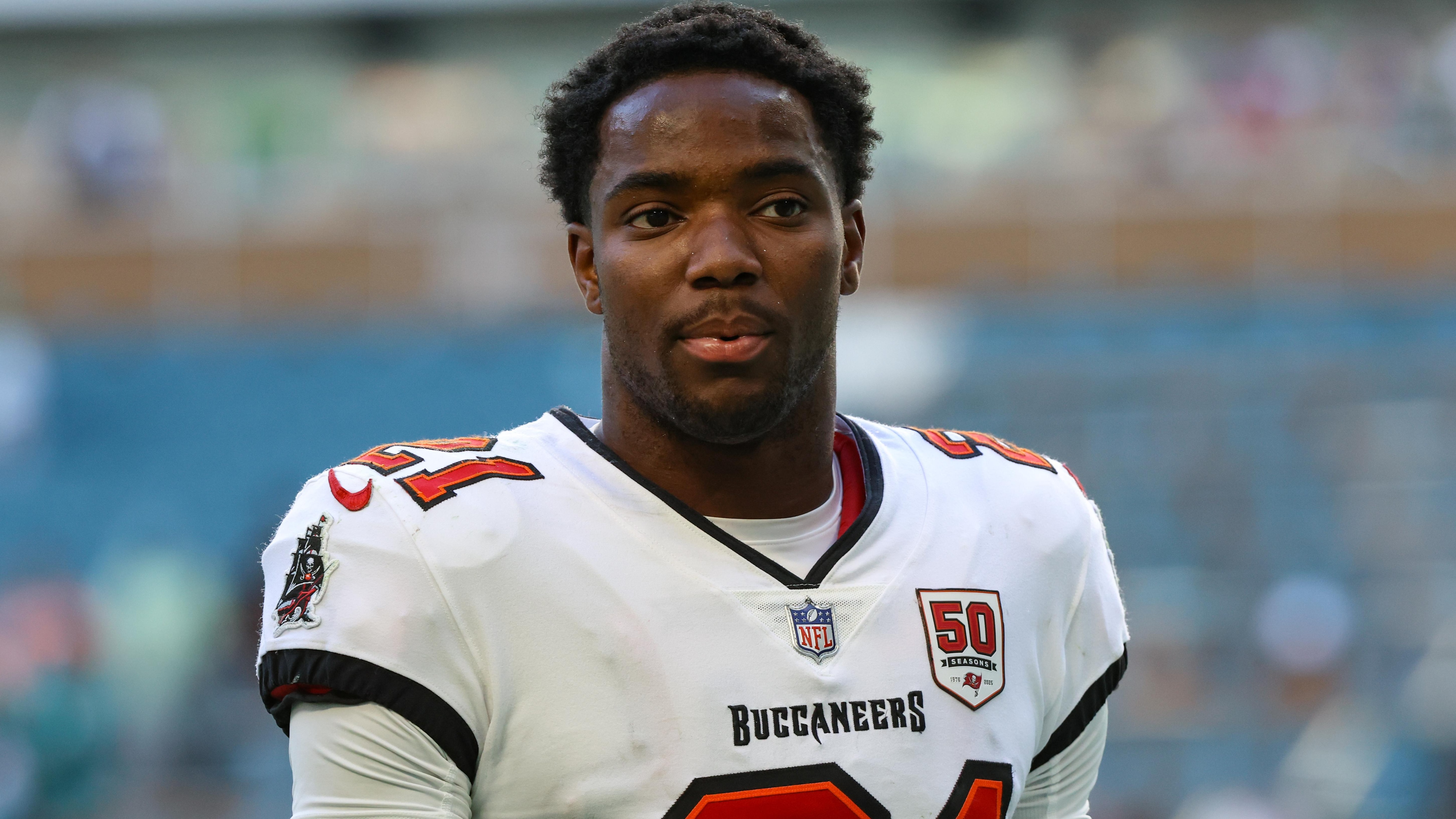 Buccaneers Dolphins Football