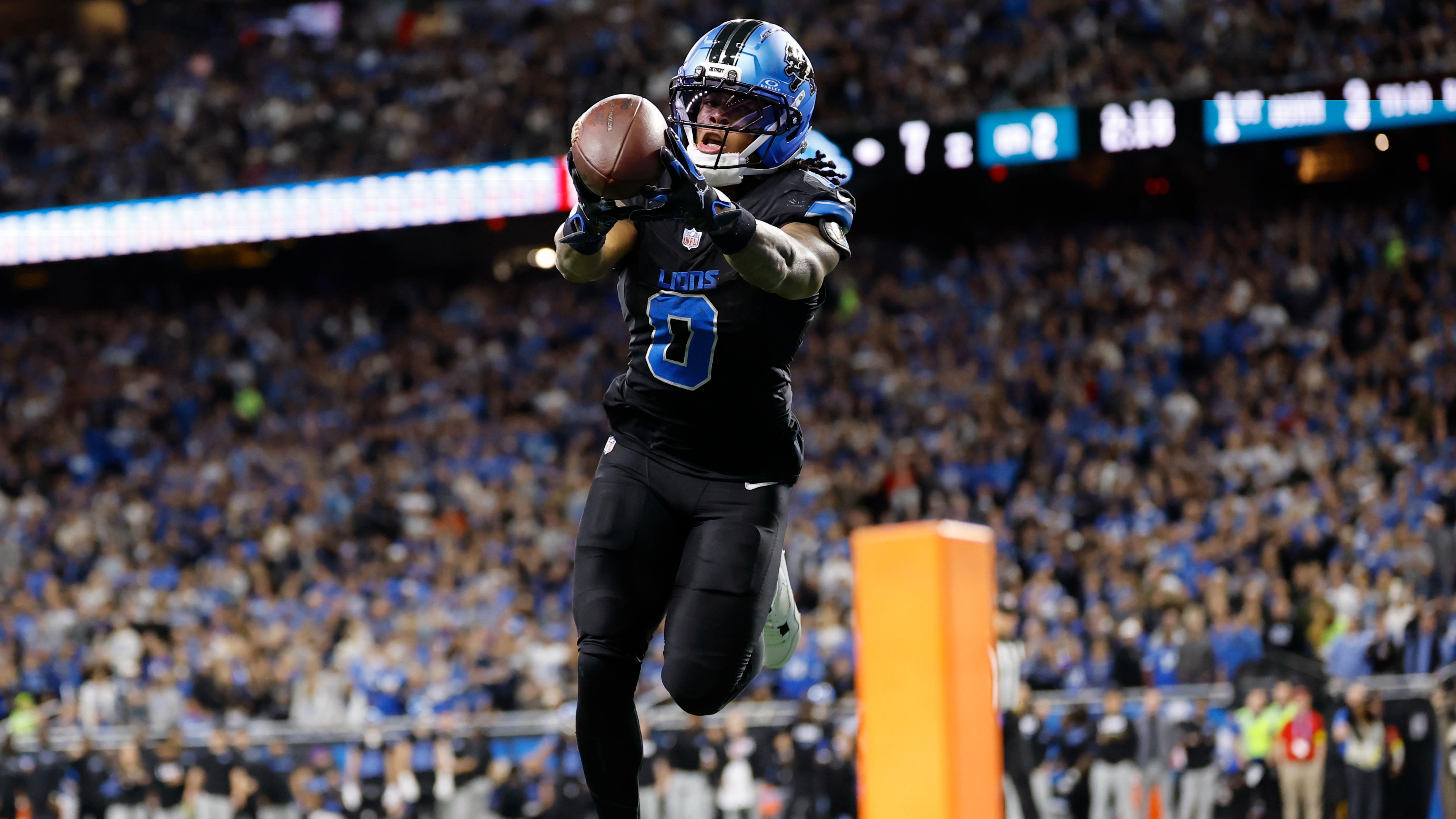 Jahmyr Gibbs' Back Tattoo 🎨