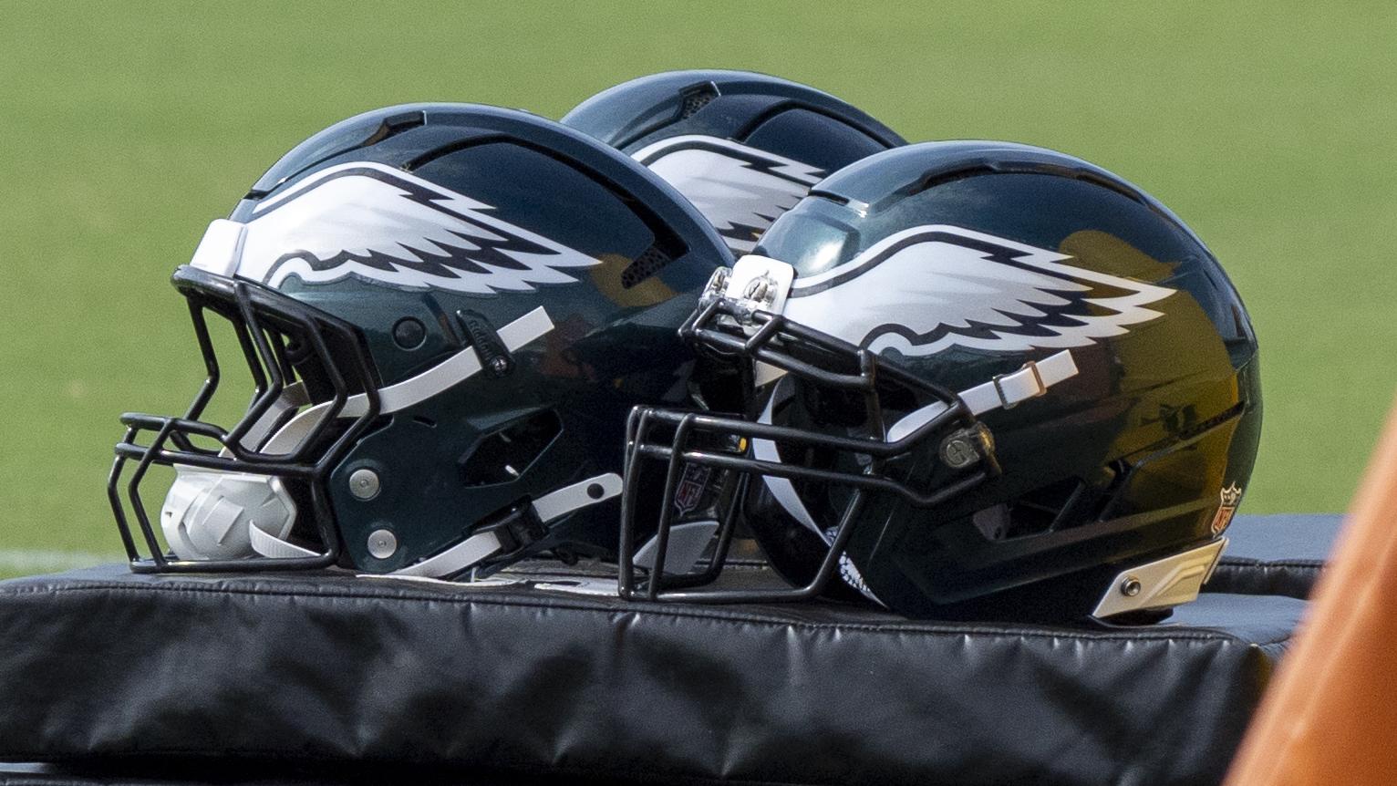 Eagles Camp Football