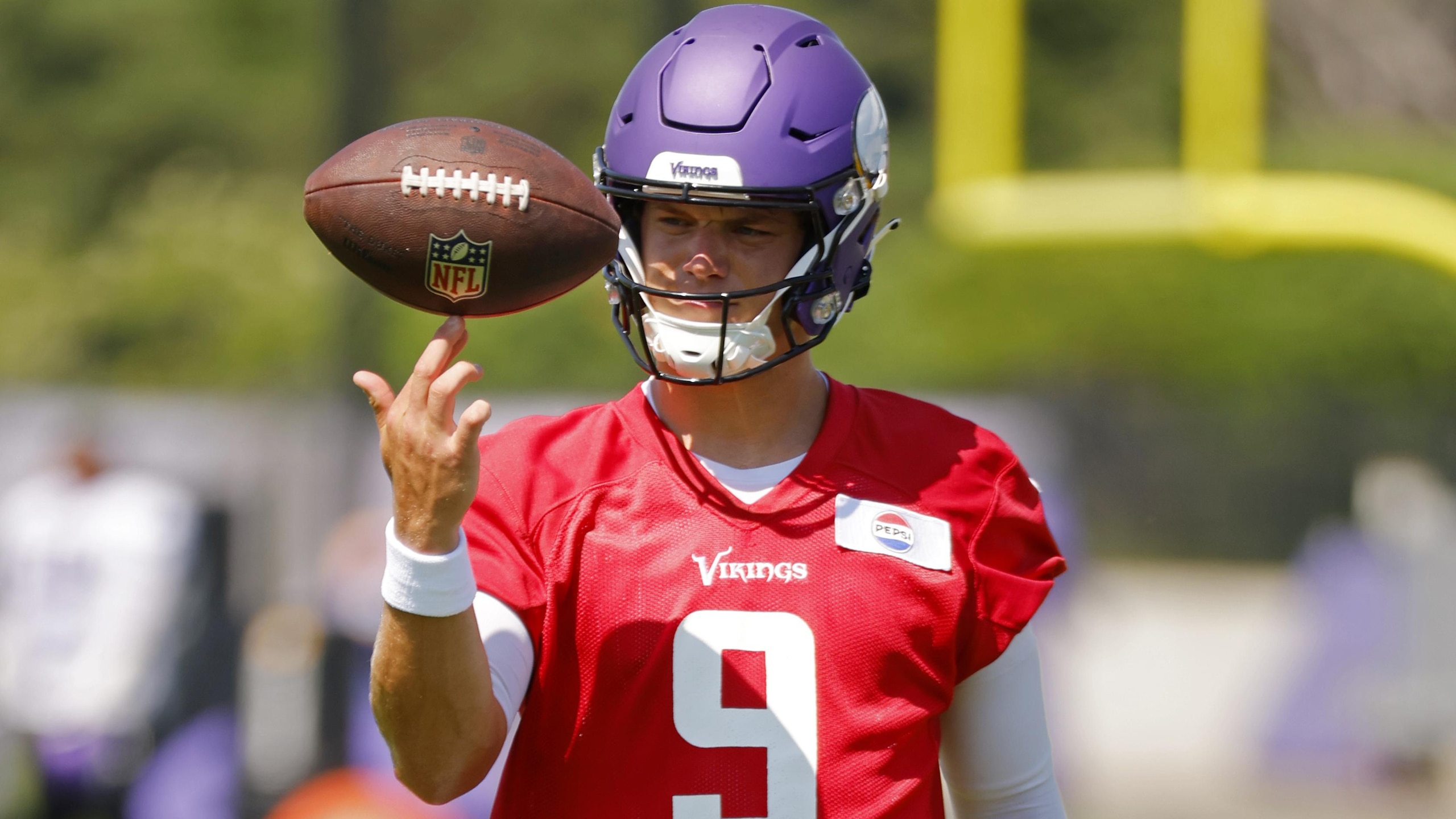 Vikings Camp Football