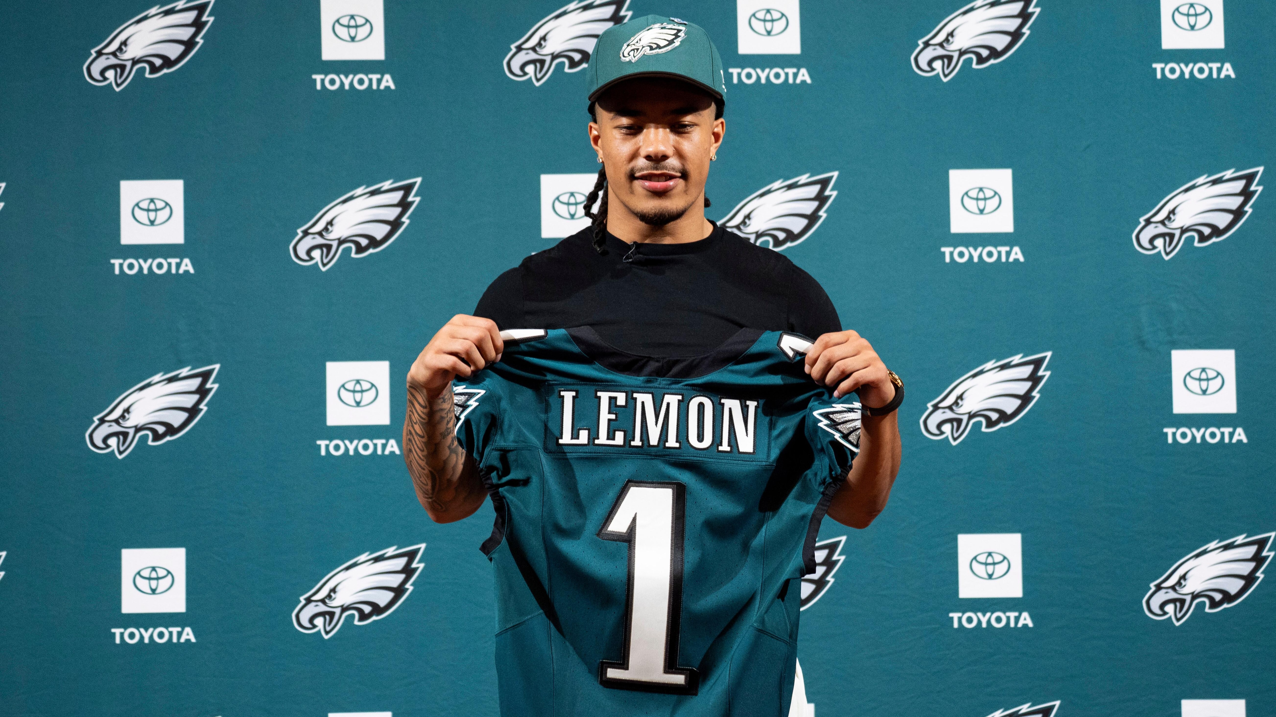 Eagles Draft Football