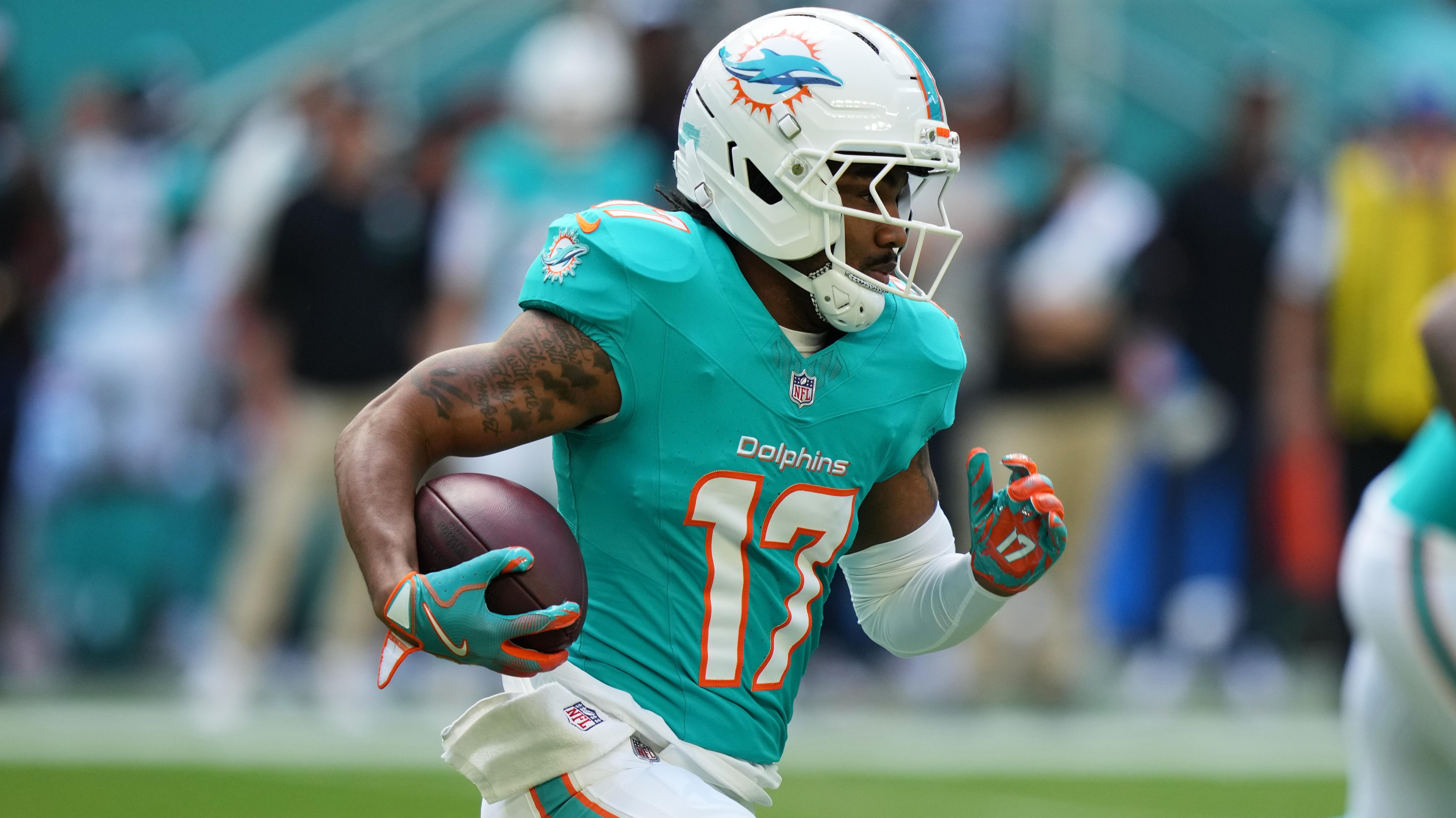 Buccaneers Dolphins Football