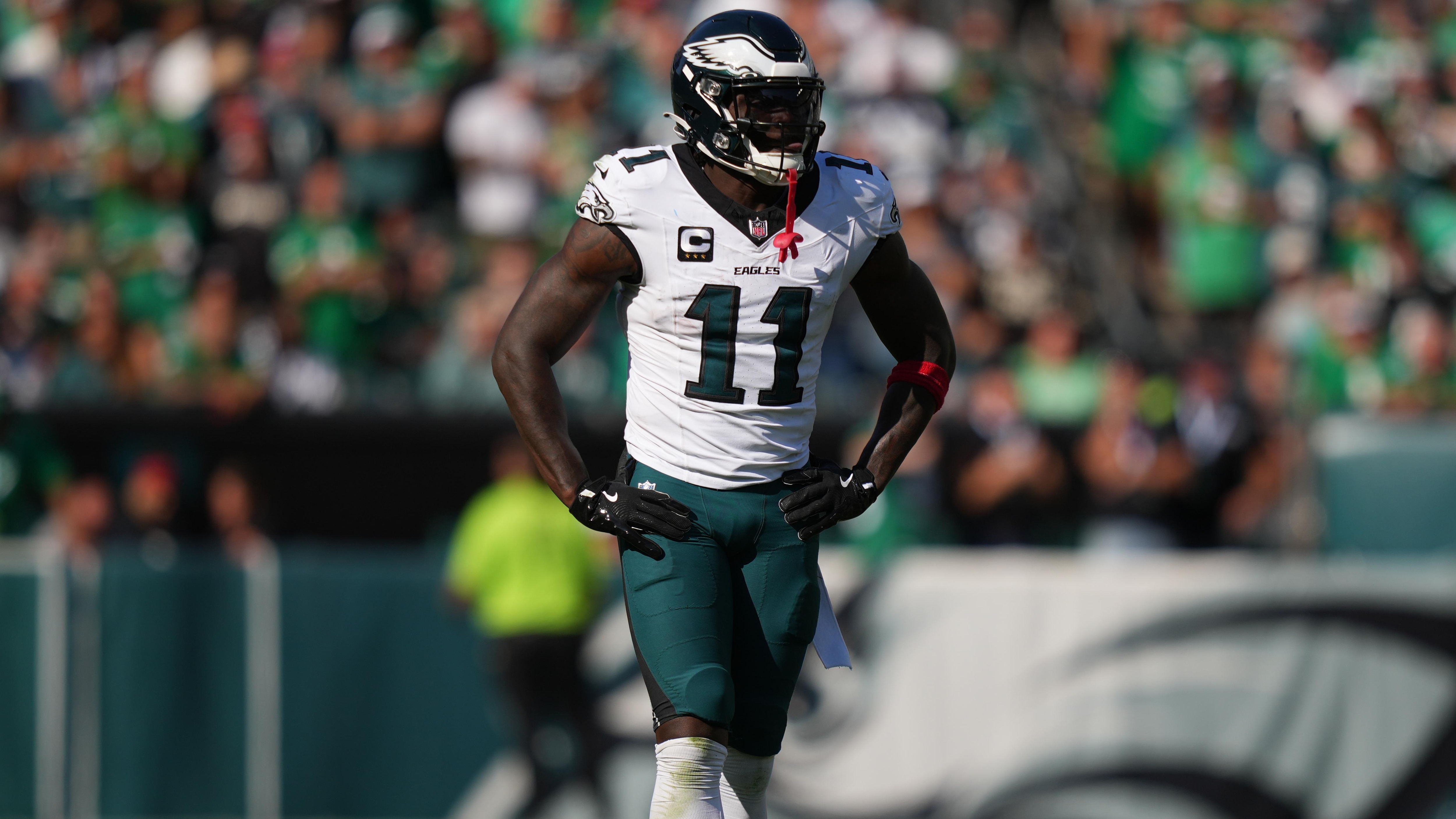 A.J. Brown Trade Rumors Updated by NFL Execs amid Patriots, Eagles Buzz from League Meeting