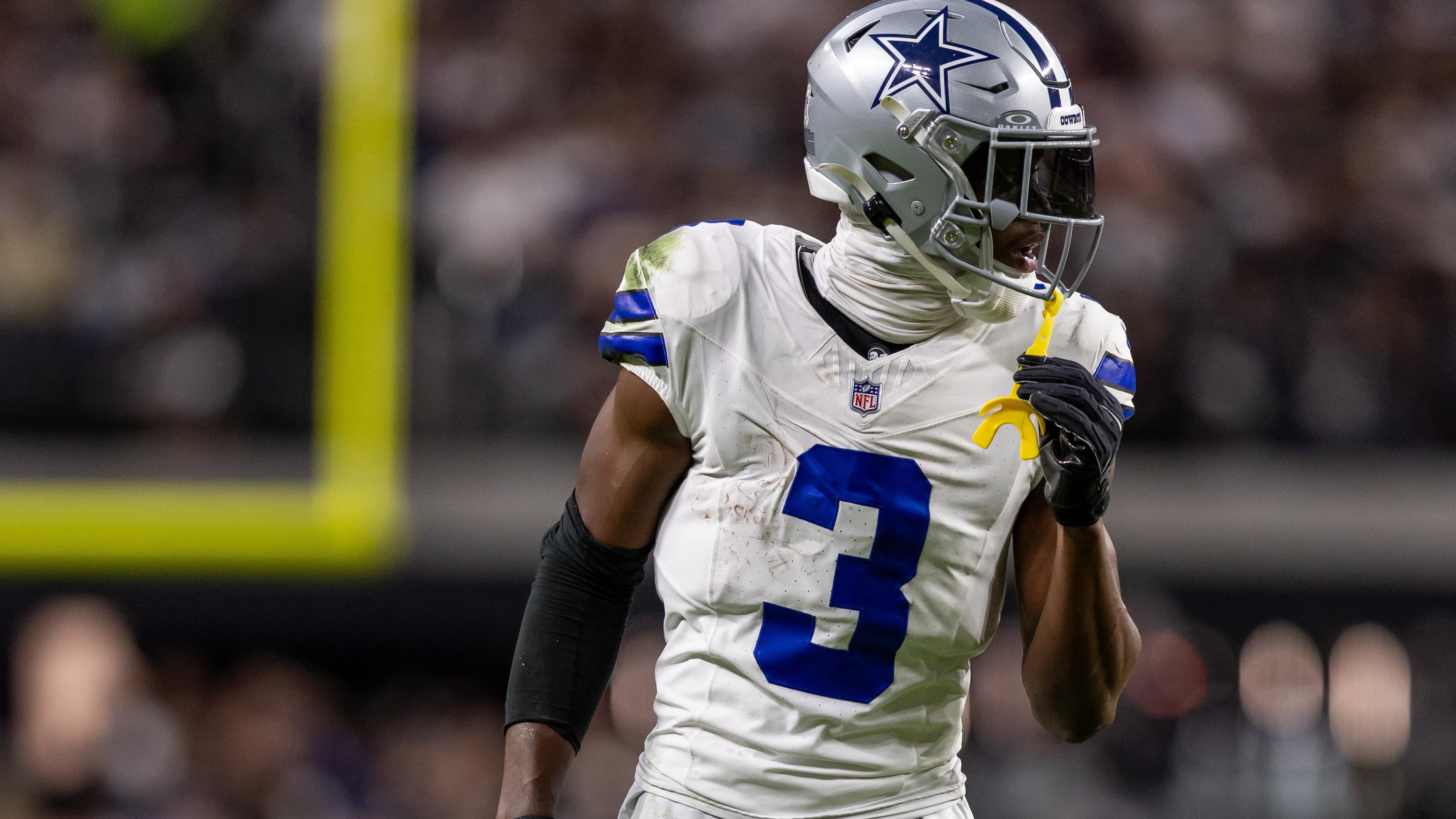 Cowboys Raiders Football