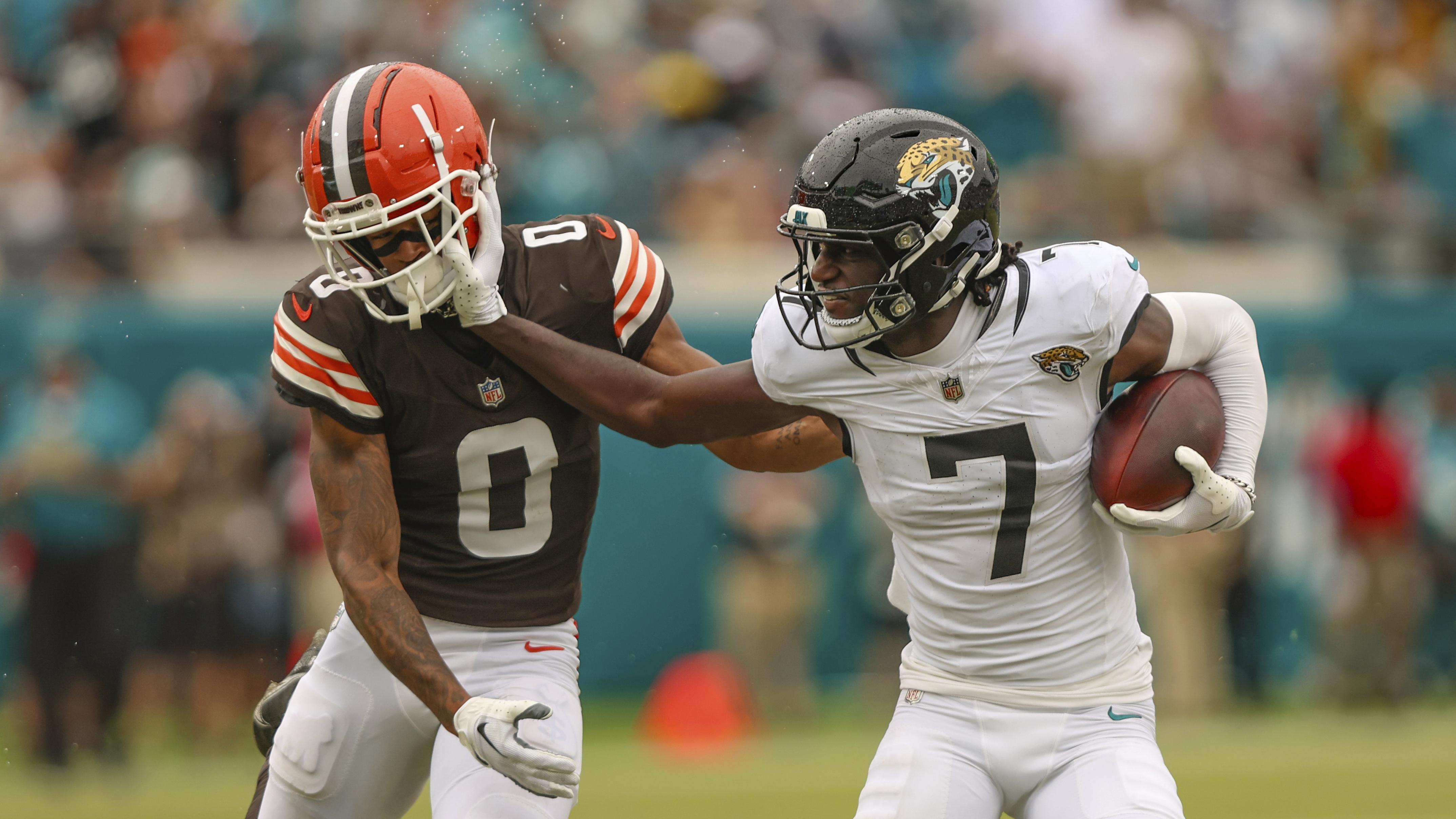 Browns Jaguars Football