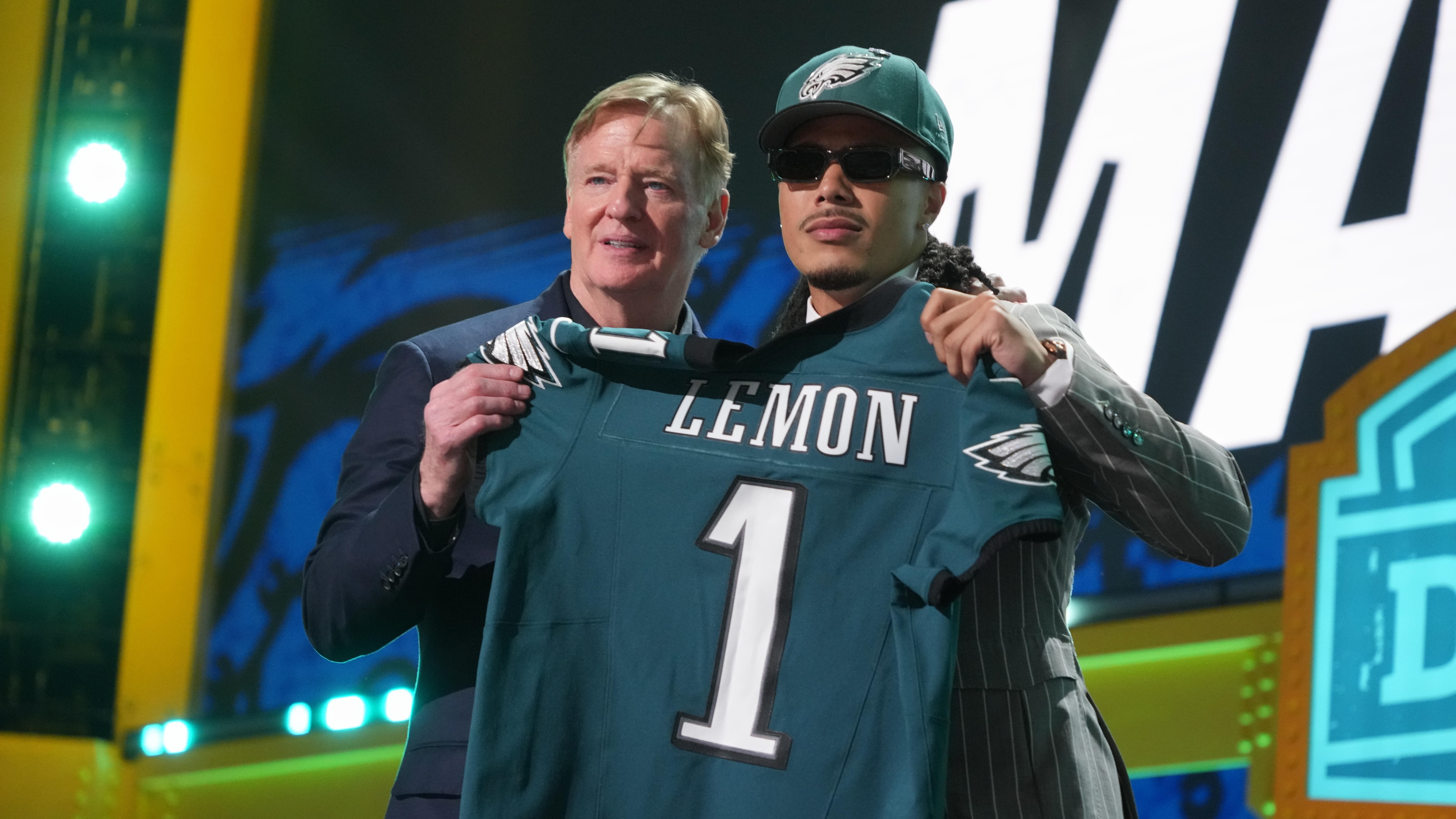 Lemon 'Shocked' by Eagles