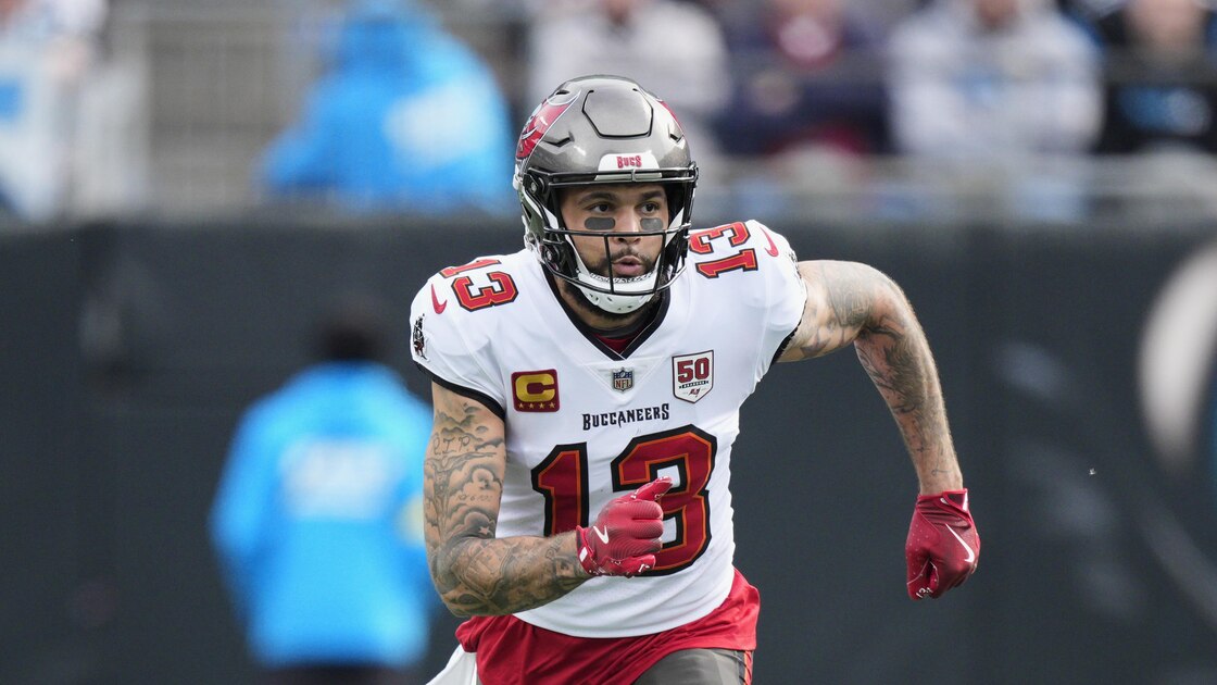 Mike Evans Contract Ripped by NFL Exec, 49ers 'Sign Hurt Players' in ...
