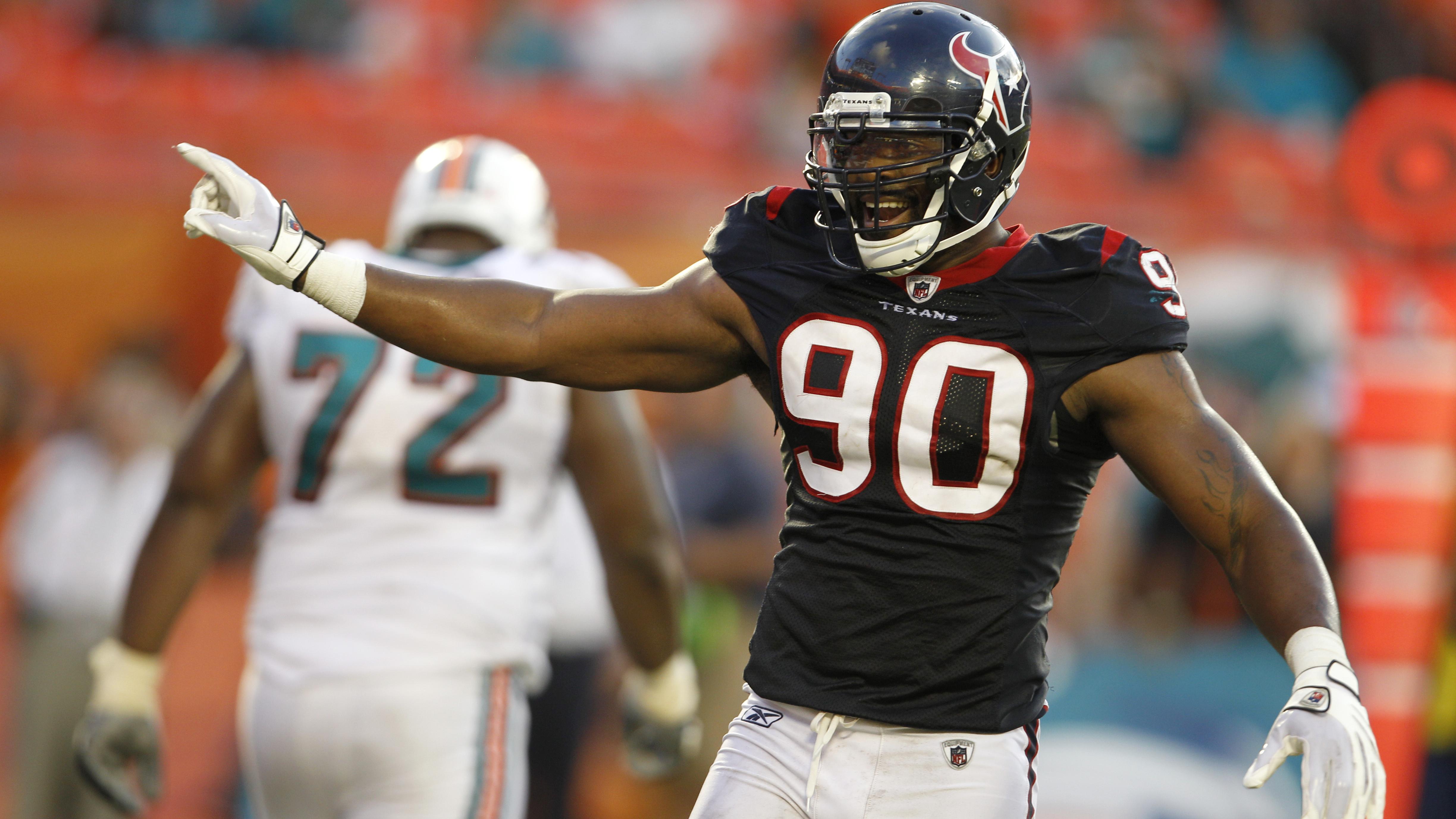 Mario Williams Arrest Football