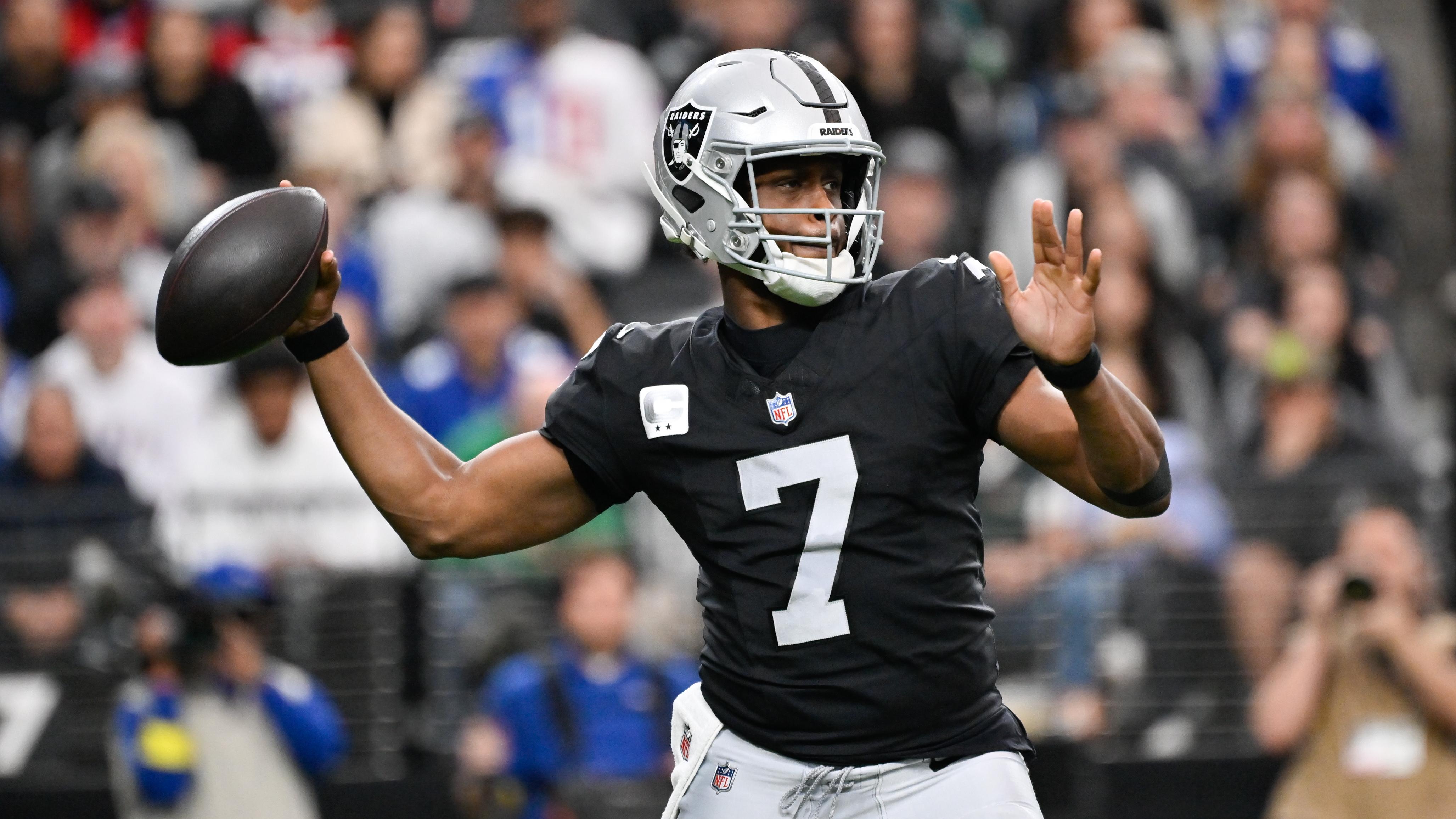 Giants Raiders Football